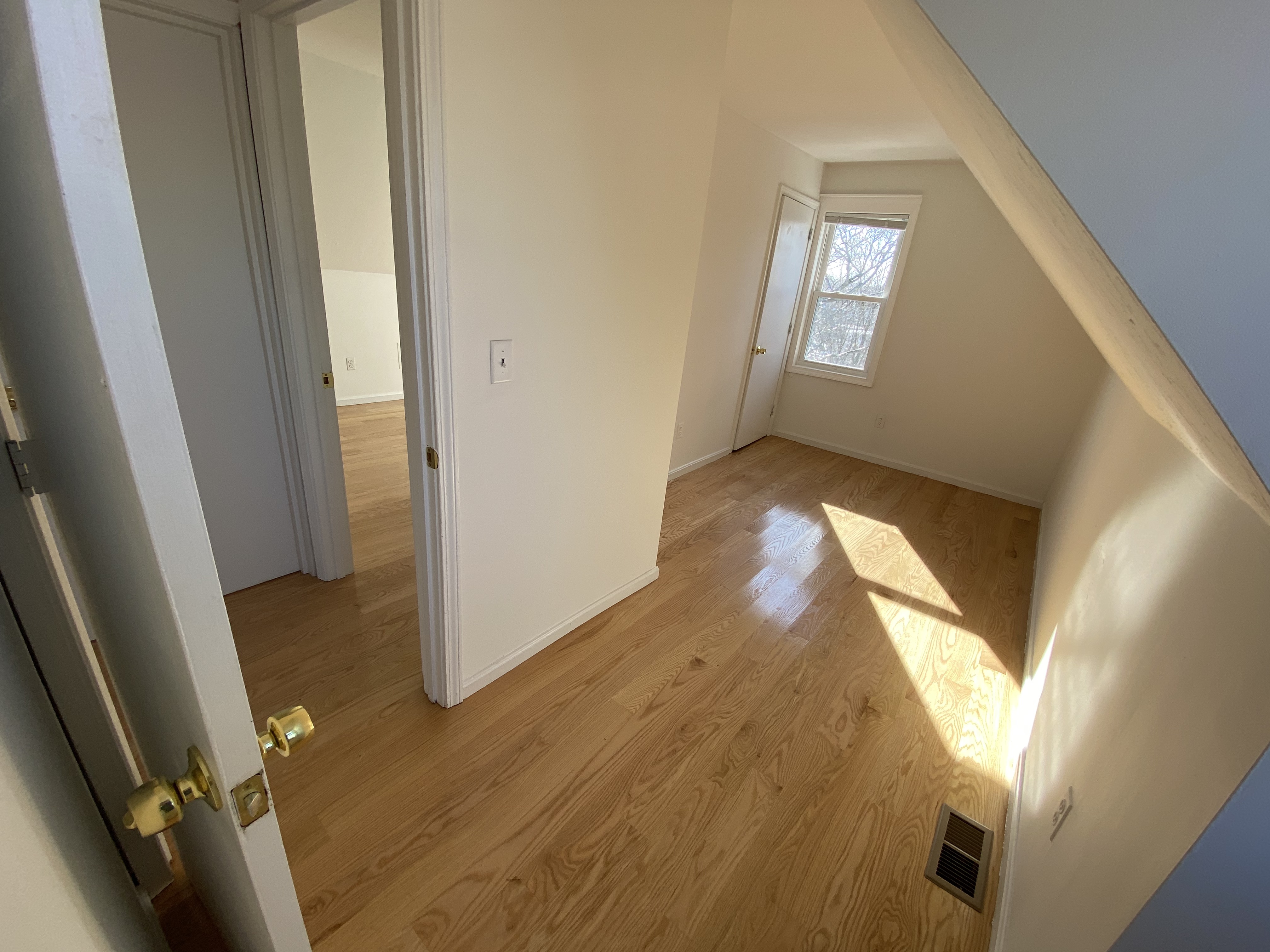 87 Sheridan St, Jamaica Plain