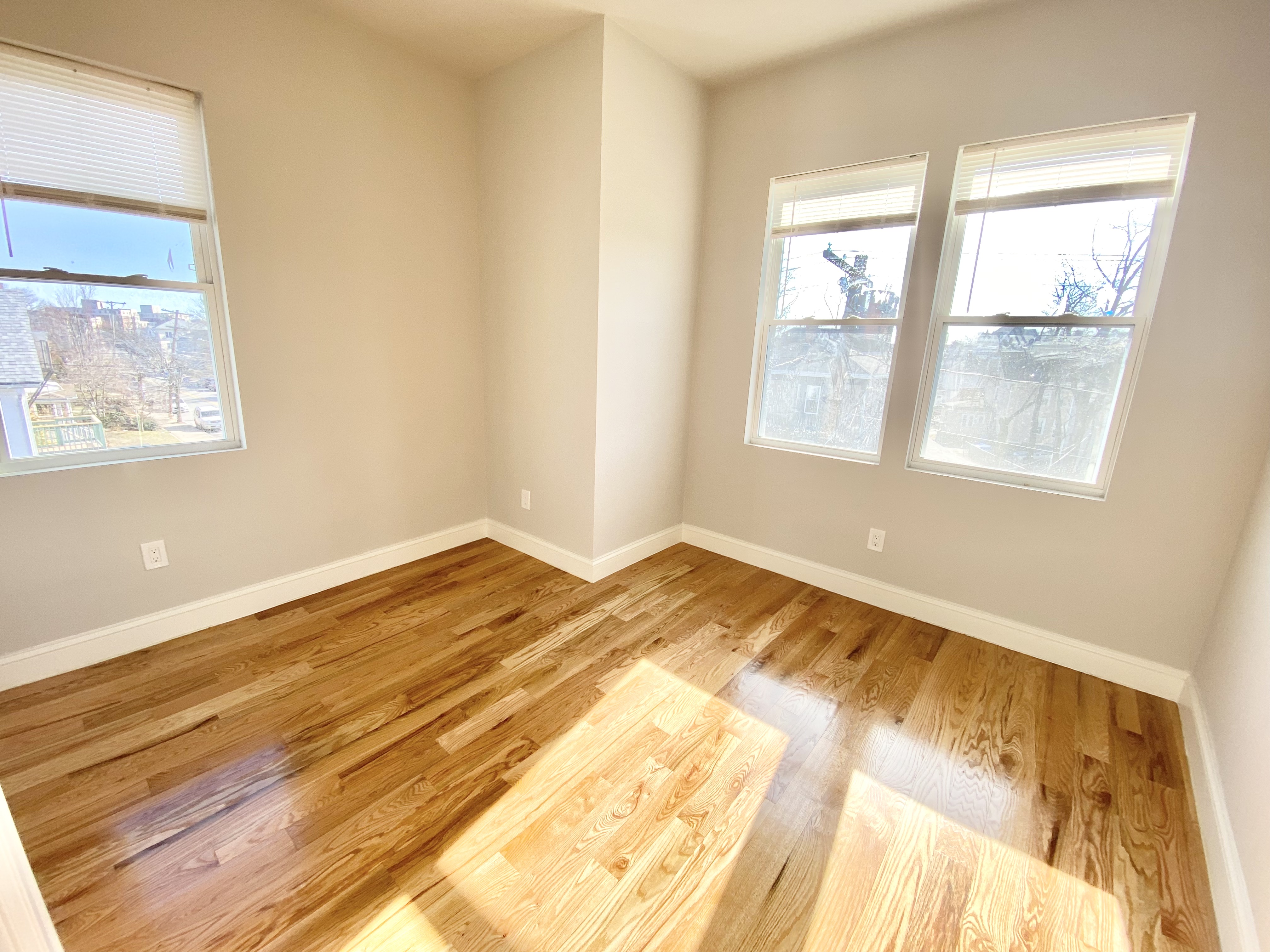 151 Crescent St, Waltham