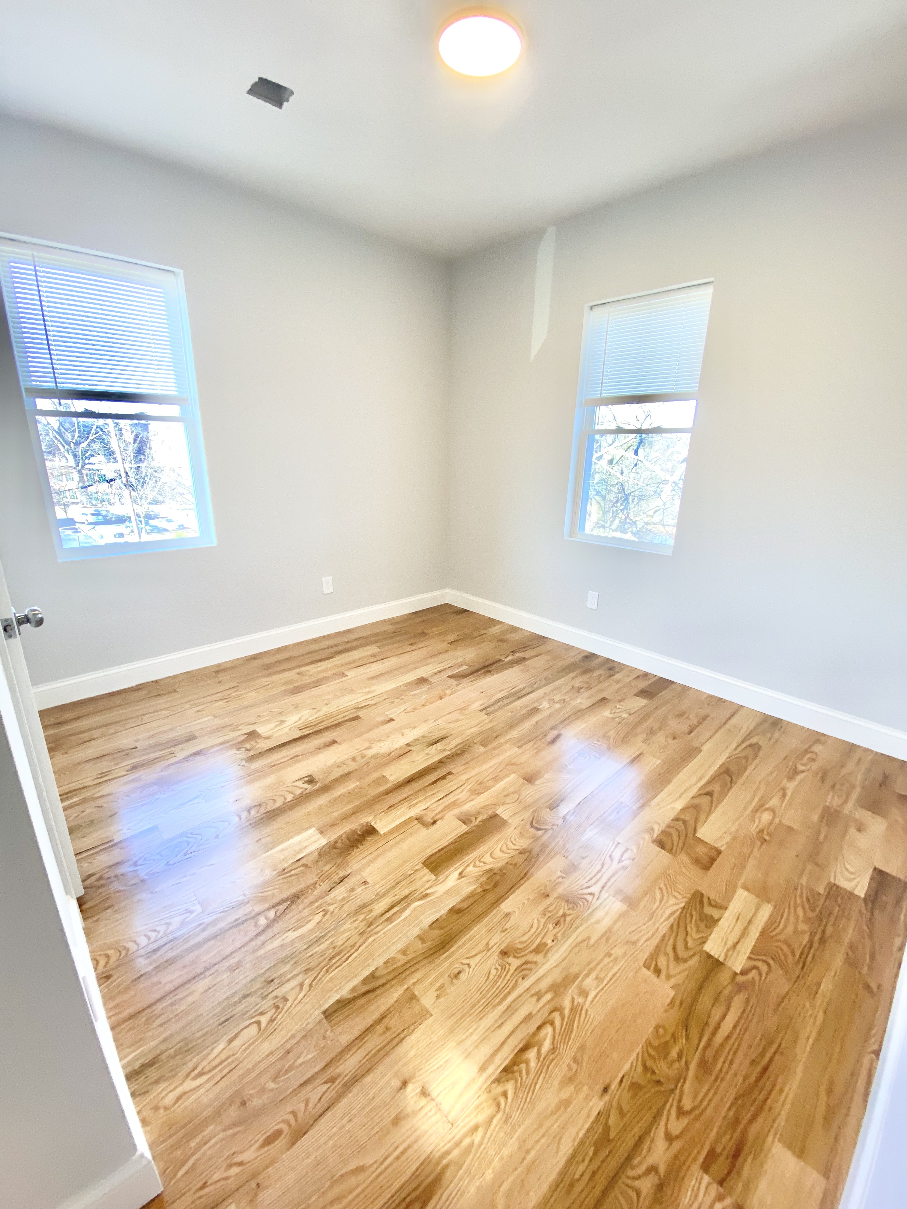 151 Crescent St, Waltham