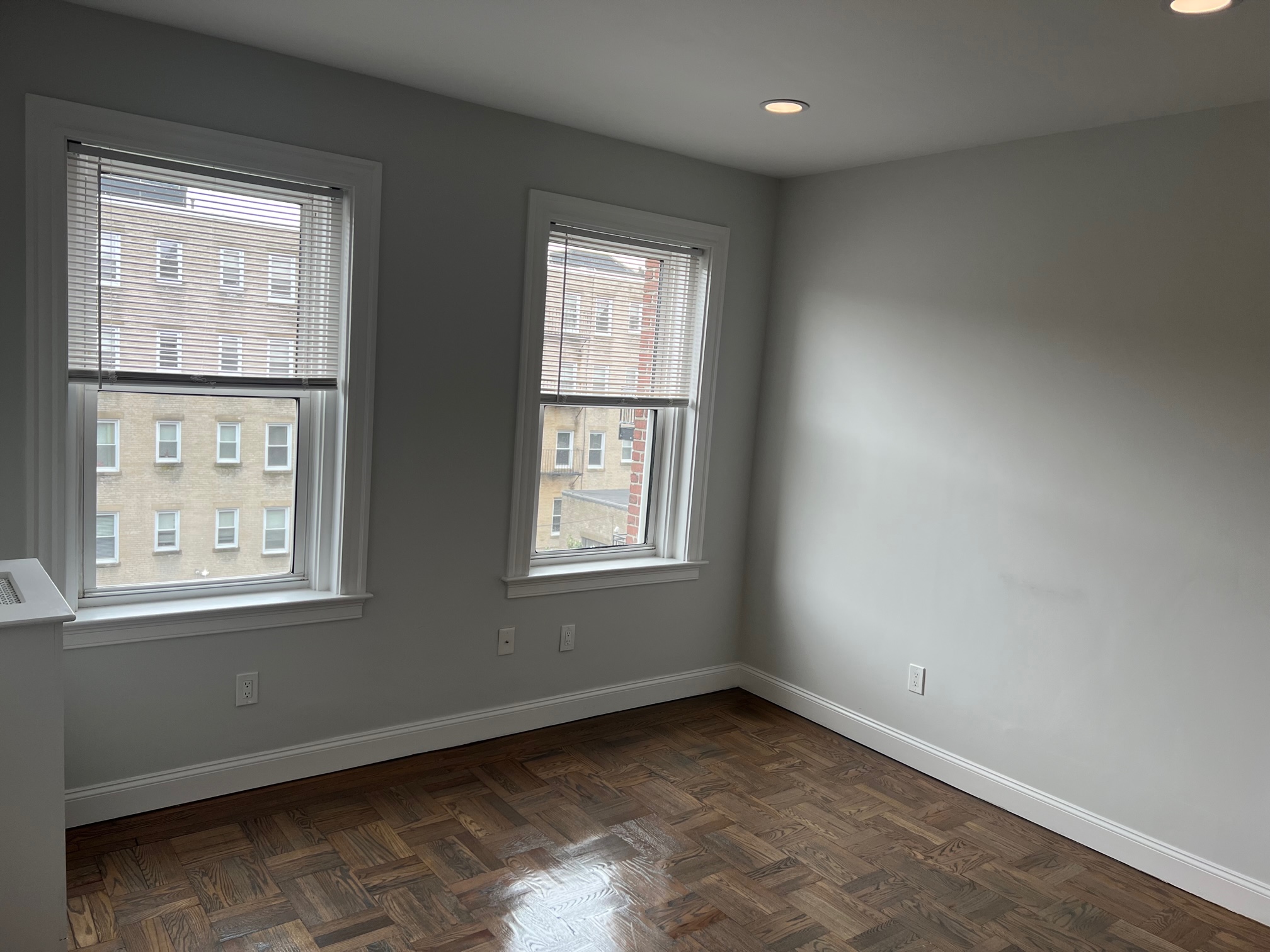 32 Queensberry St, Fenway