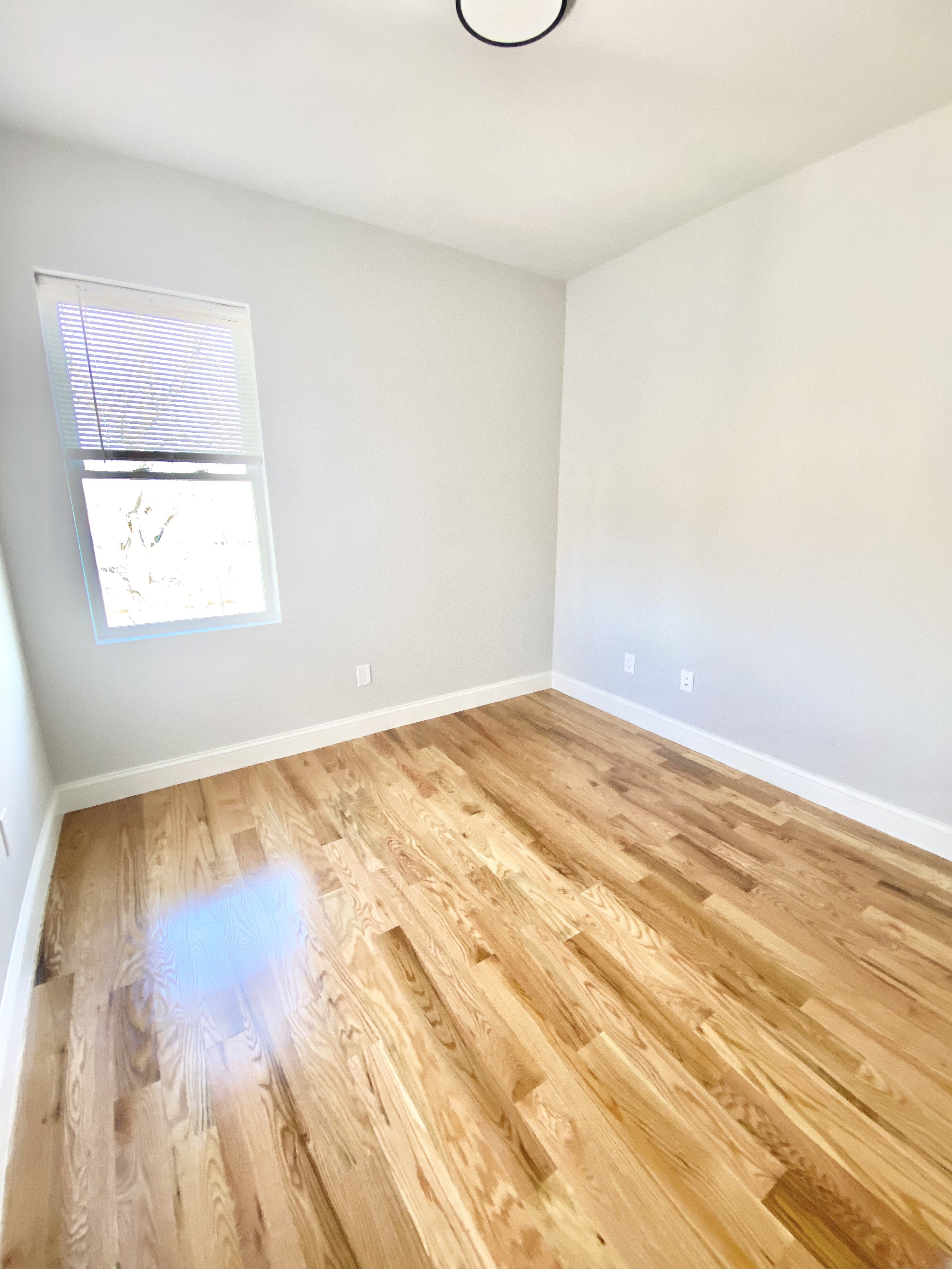 151 Crescent St, Waltham