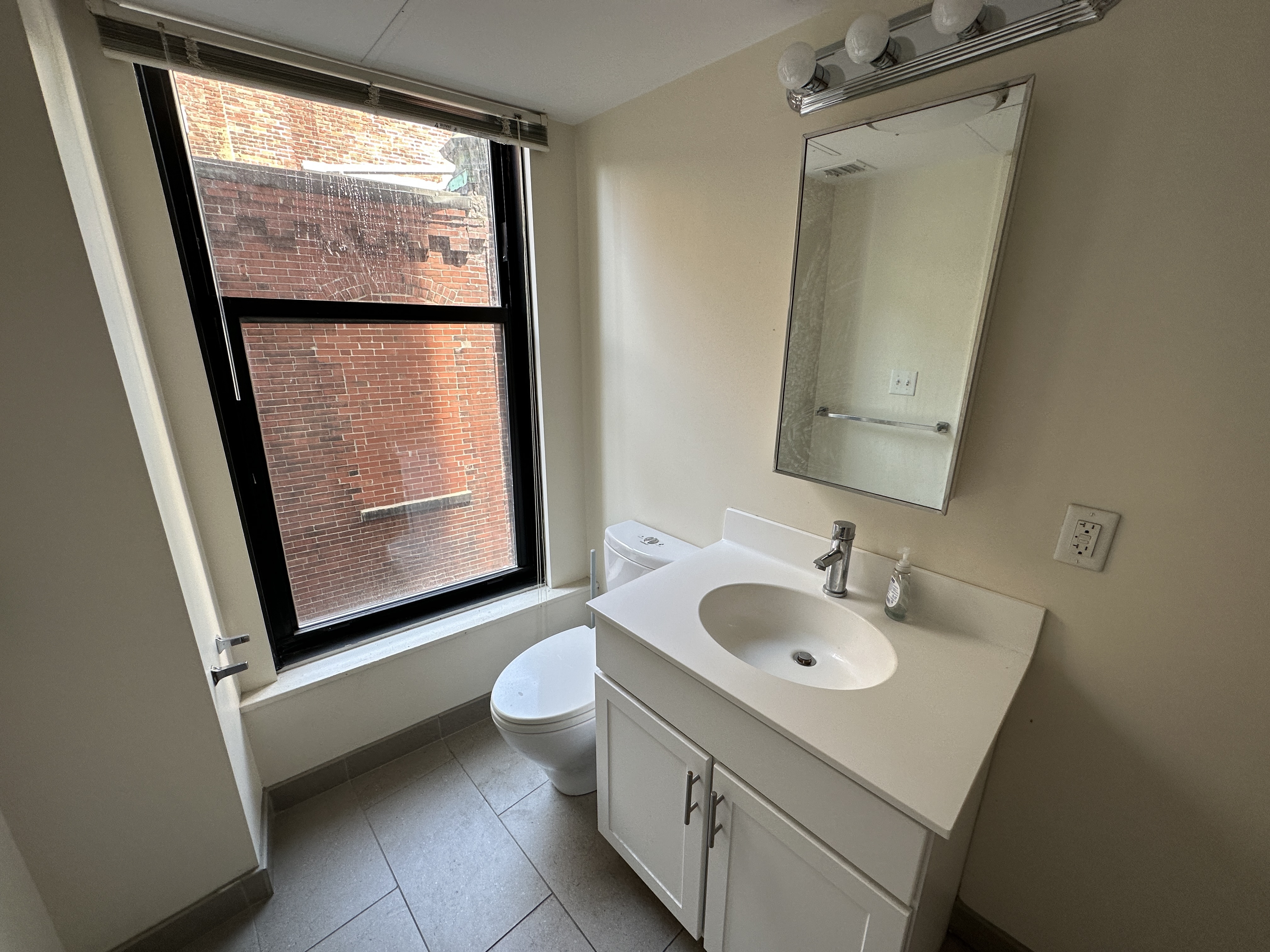 8 Winter St, Midtown