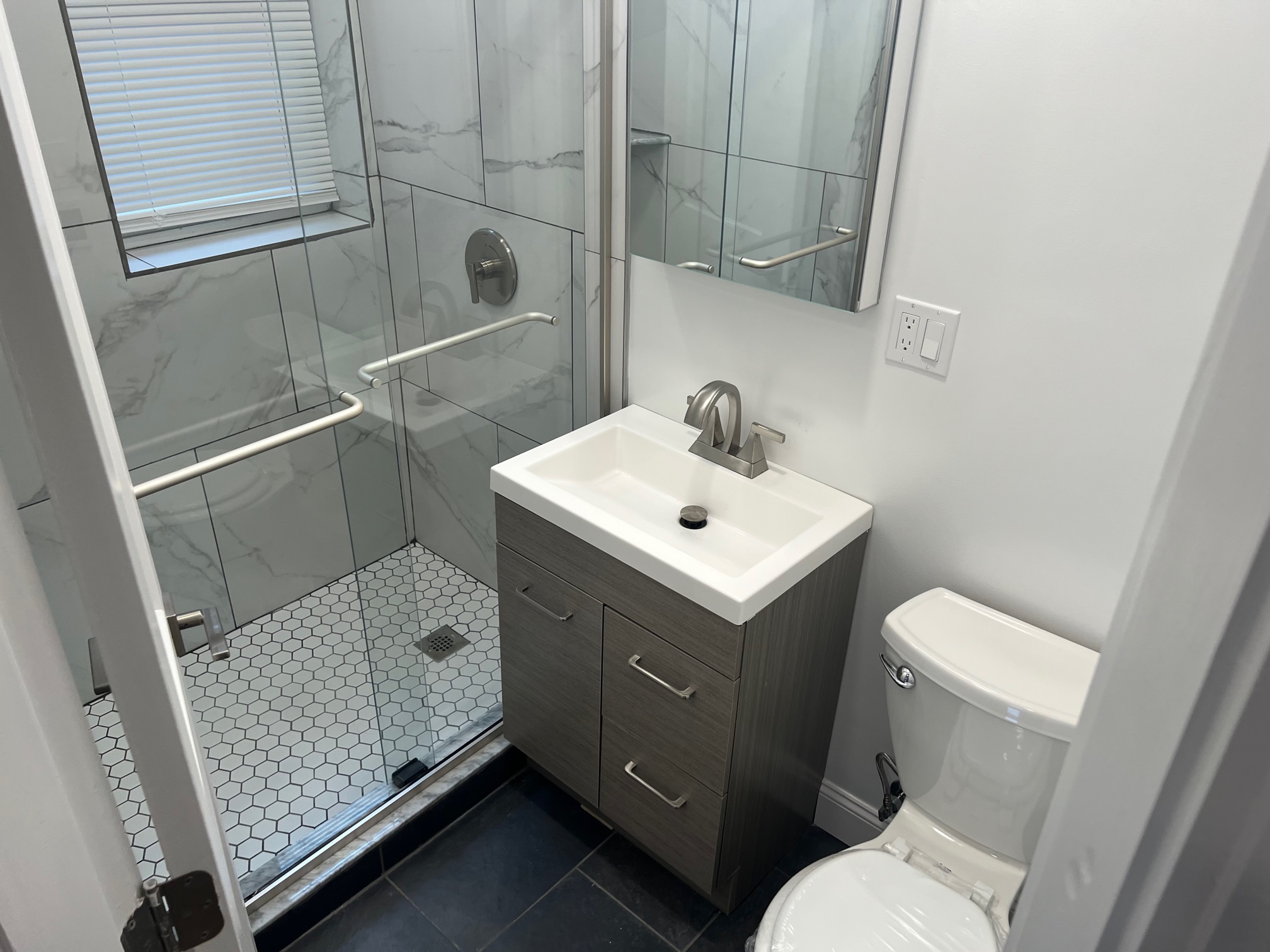 32 Queensberry St, Fenway