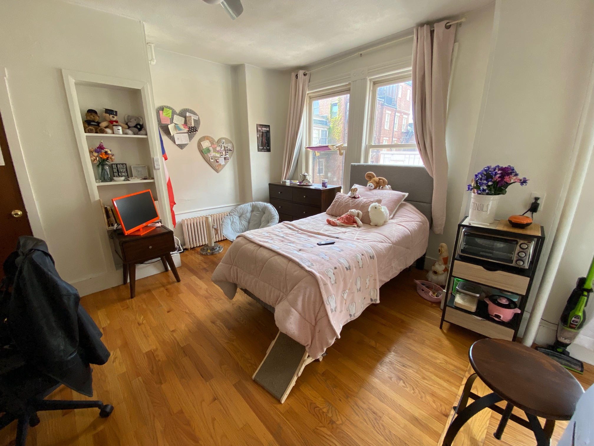 108 Myrtle St, Beacon Hill