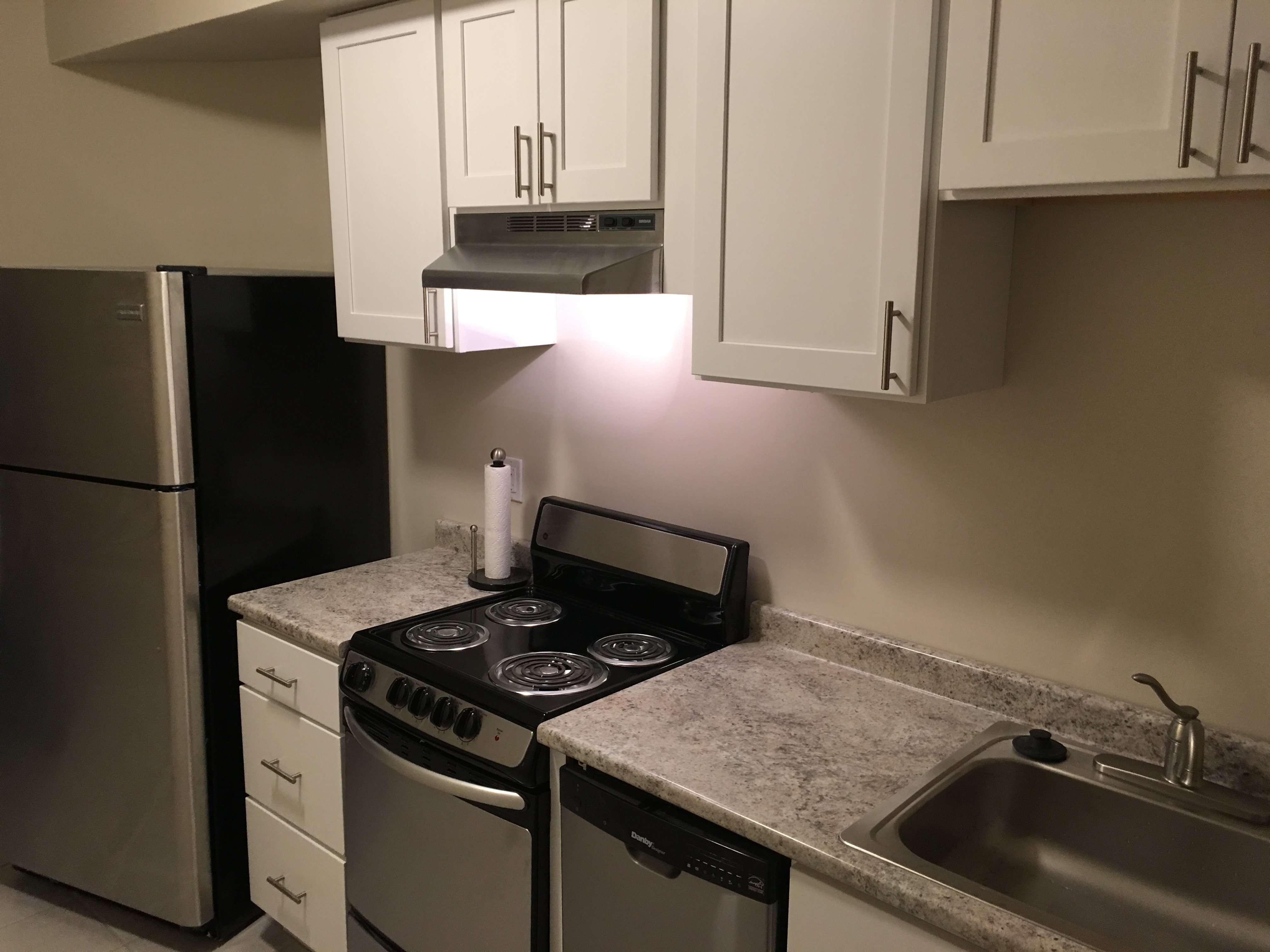 181 Winthrop Rd, Washington Square