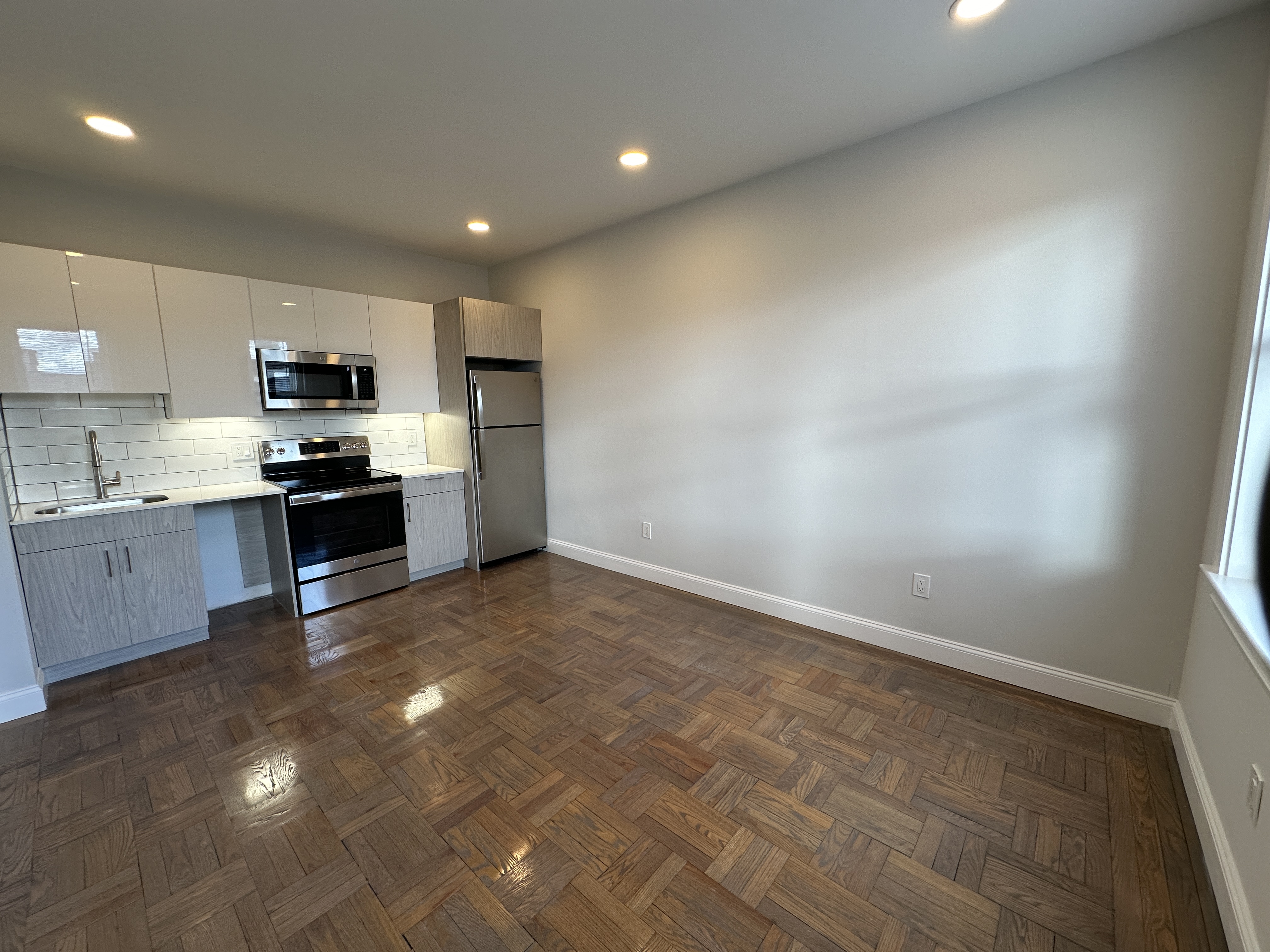 20 Queensberry St, Fenway