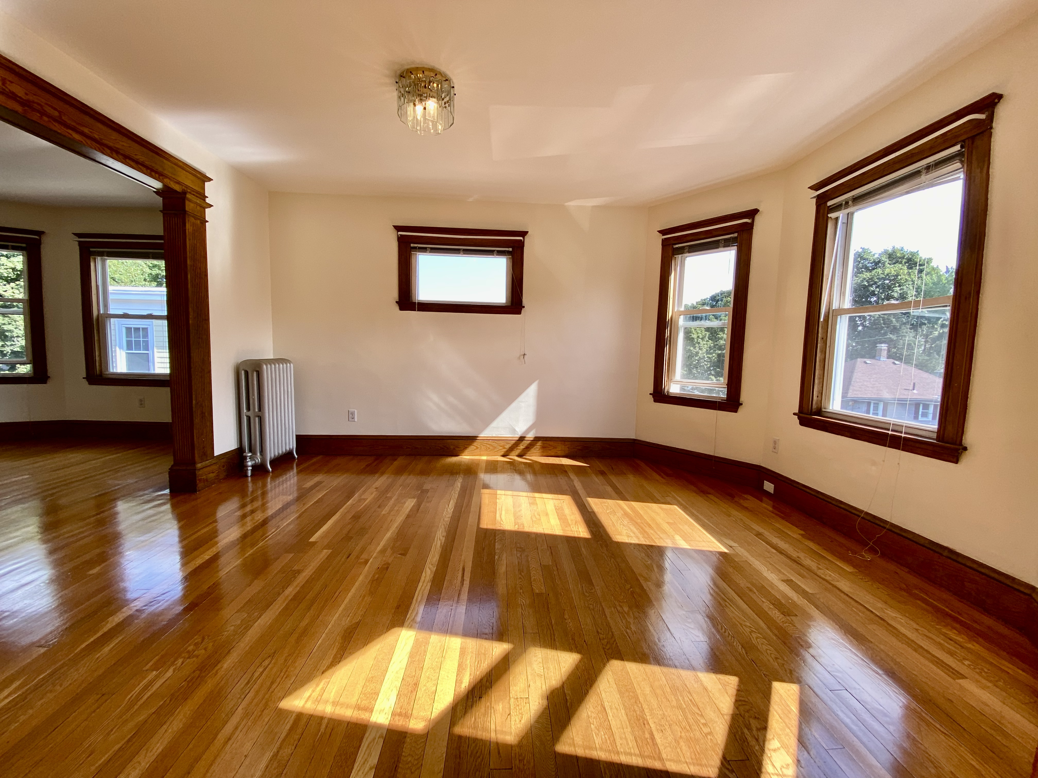 103 Farquhar St, Roslindale