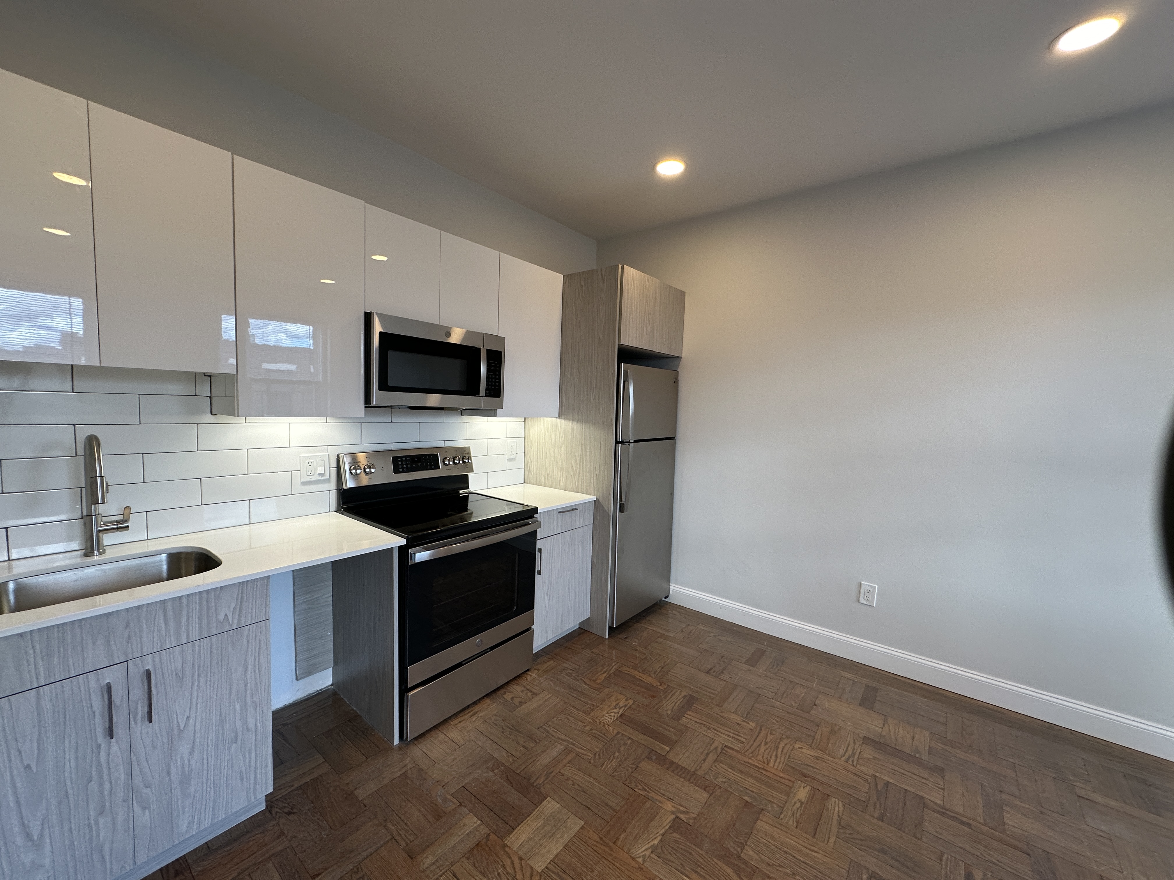 20 Queensberry St, Fenway