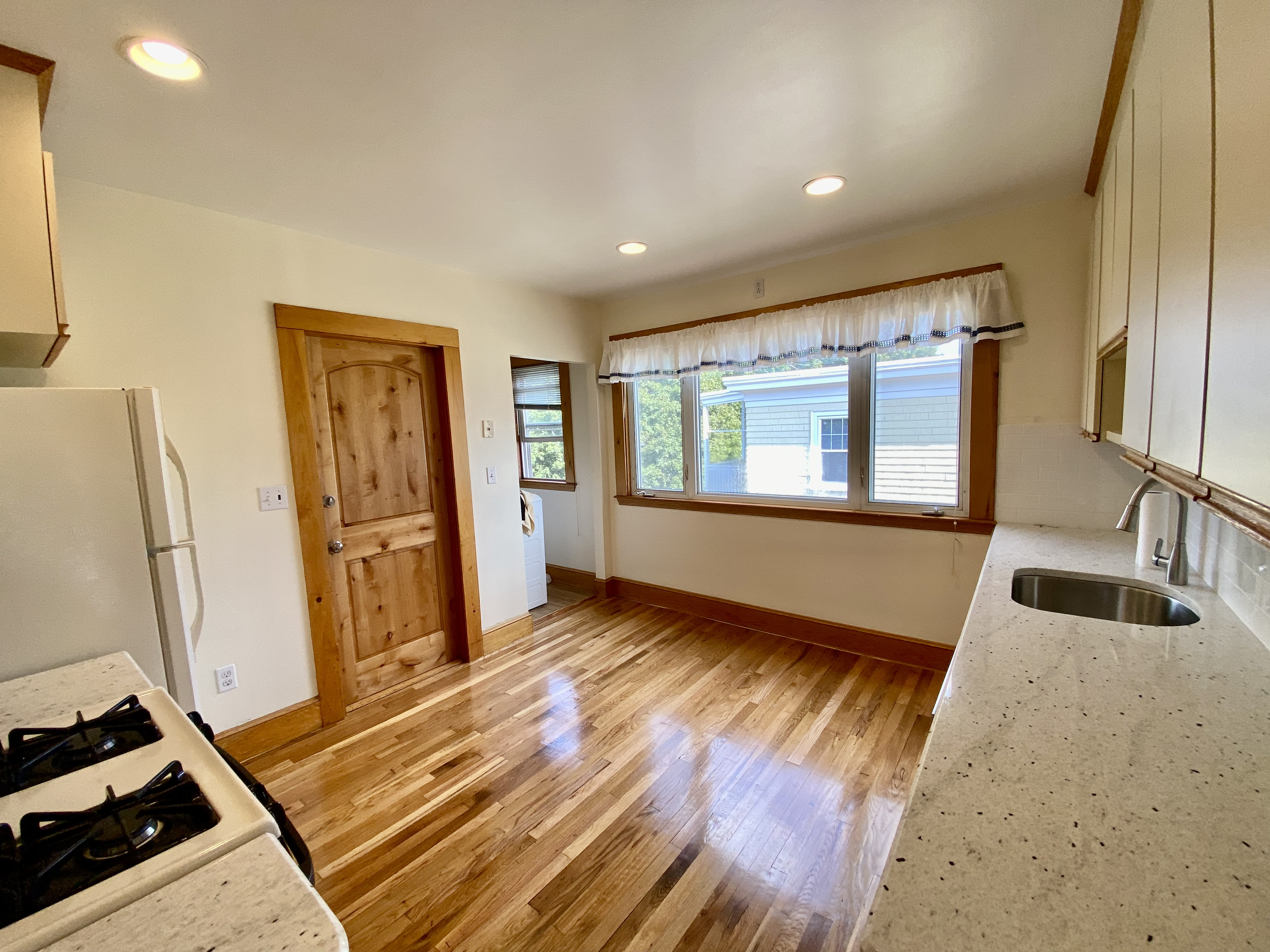 103 Farquhar St, Roslindale