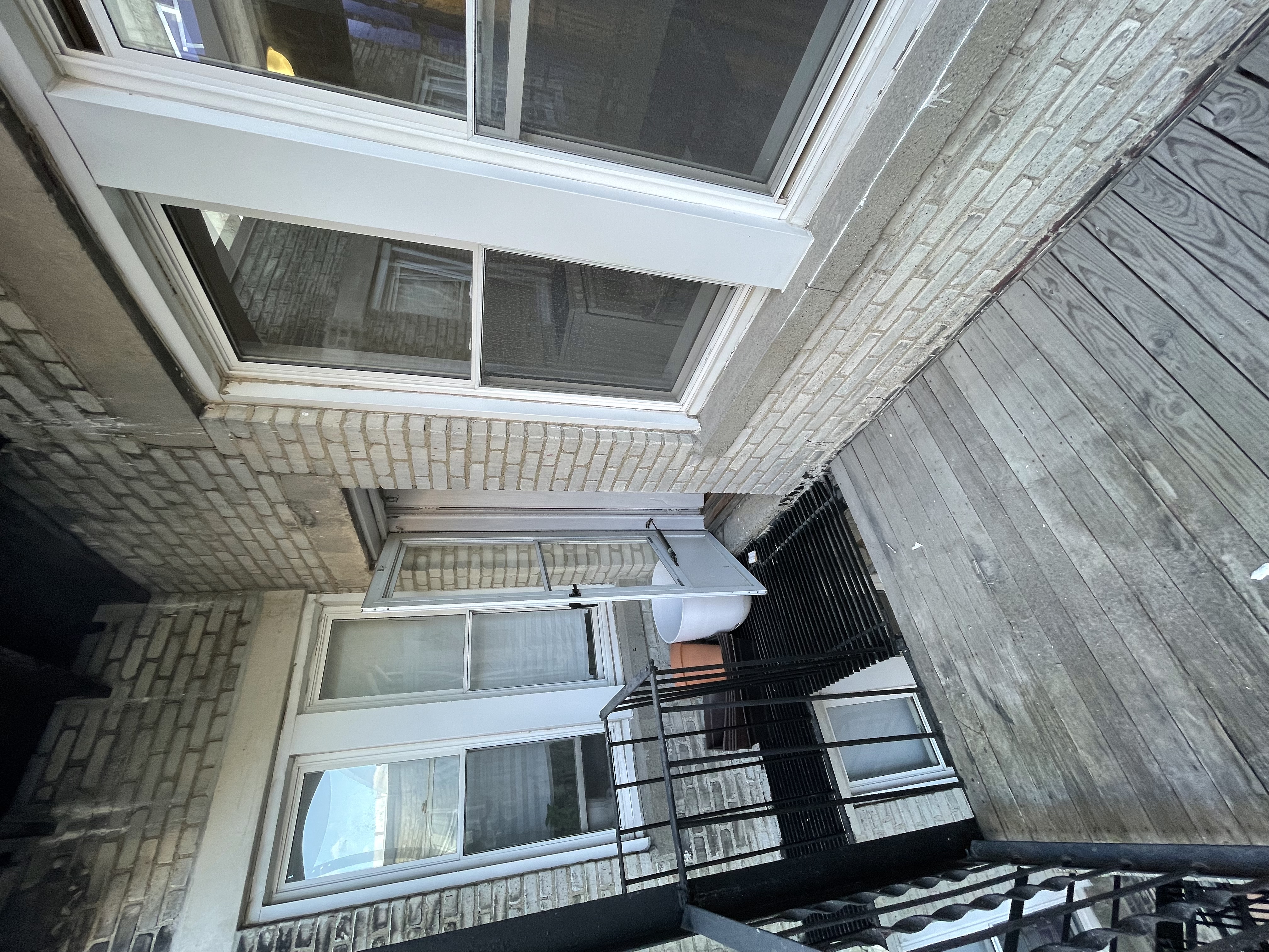 127 Washington St, Brighton