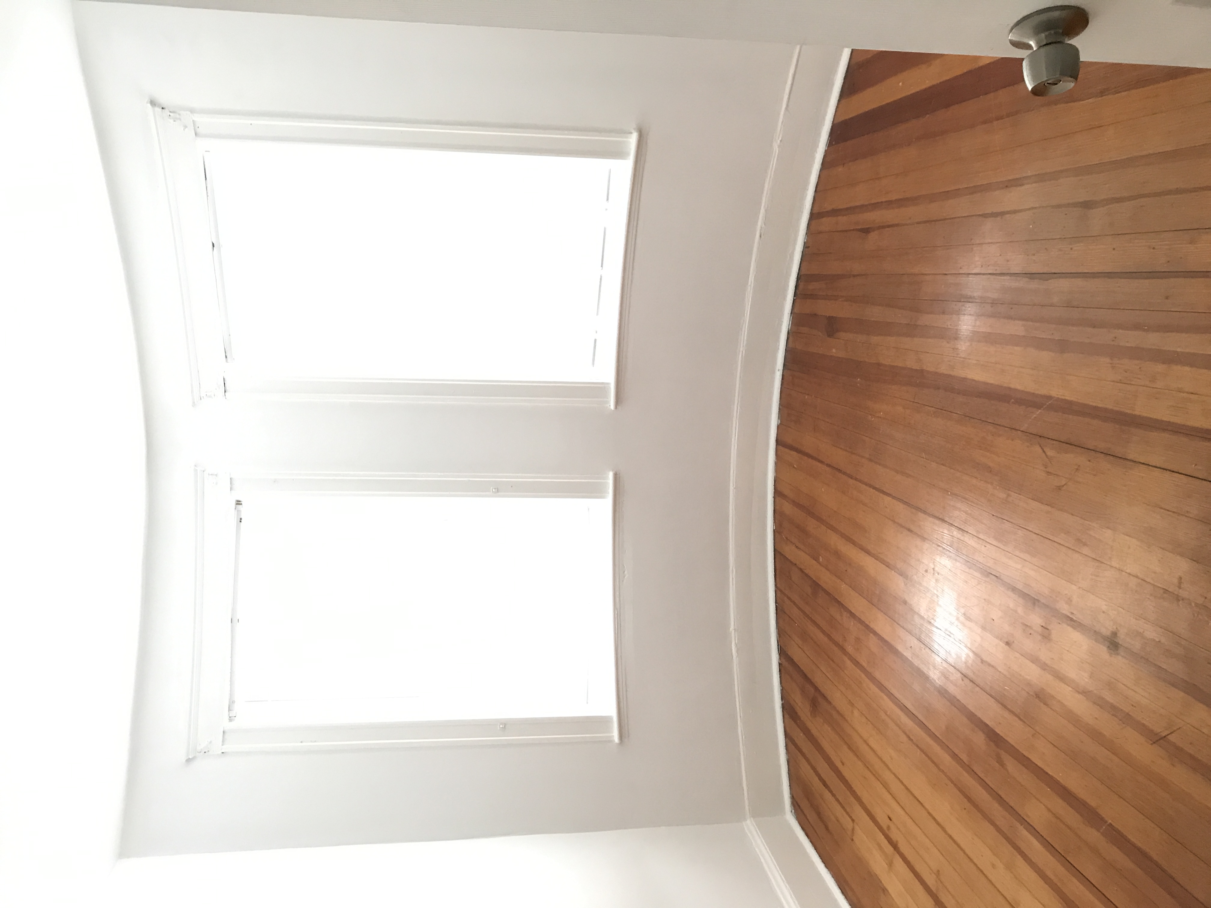 10 Chestnut Hill Ave, Brighton