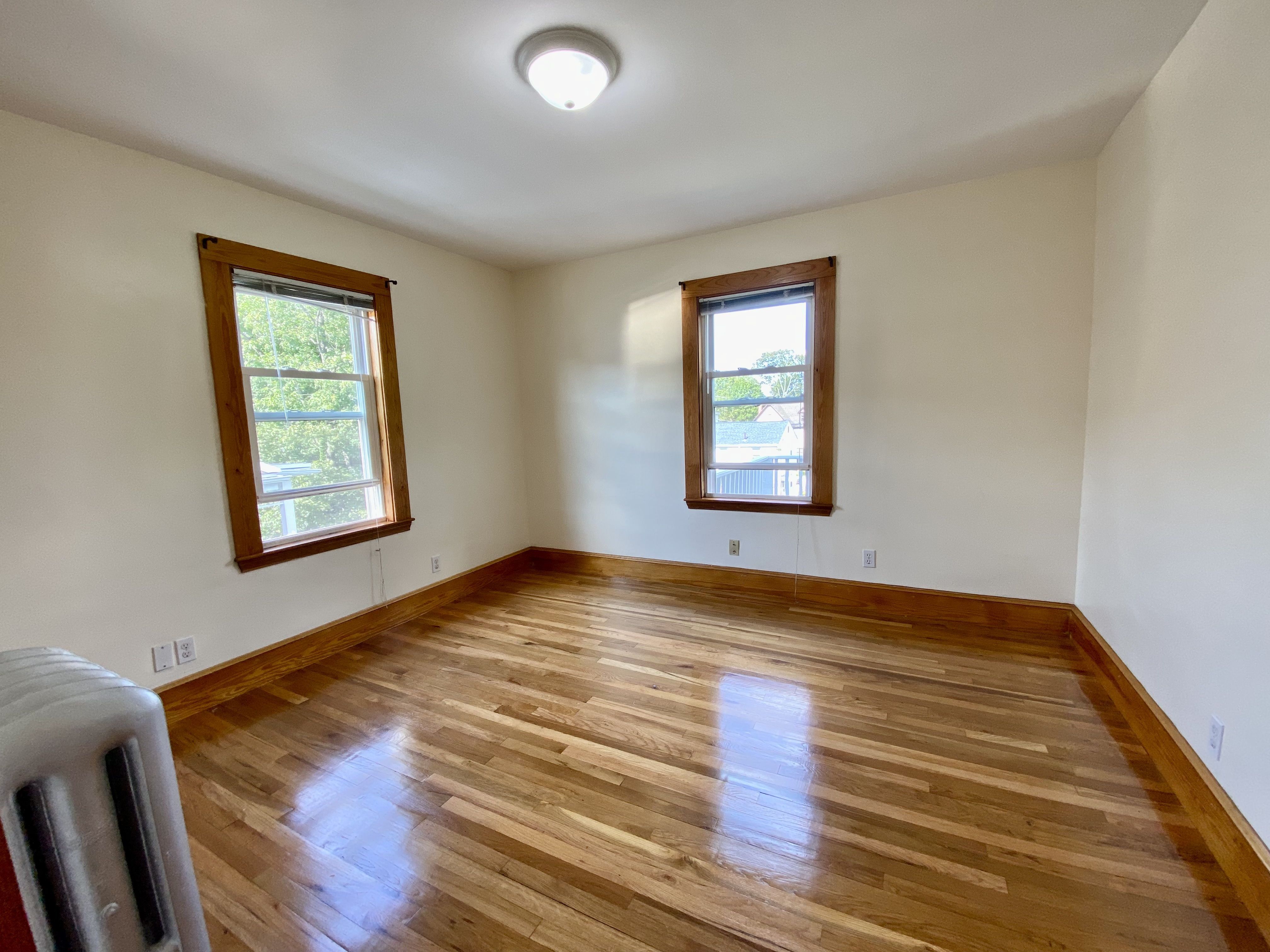 103 Farquhar St, Roslindale