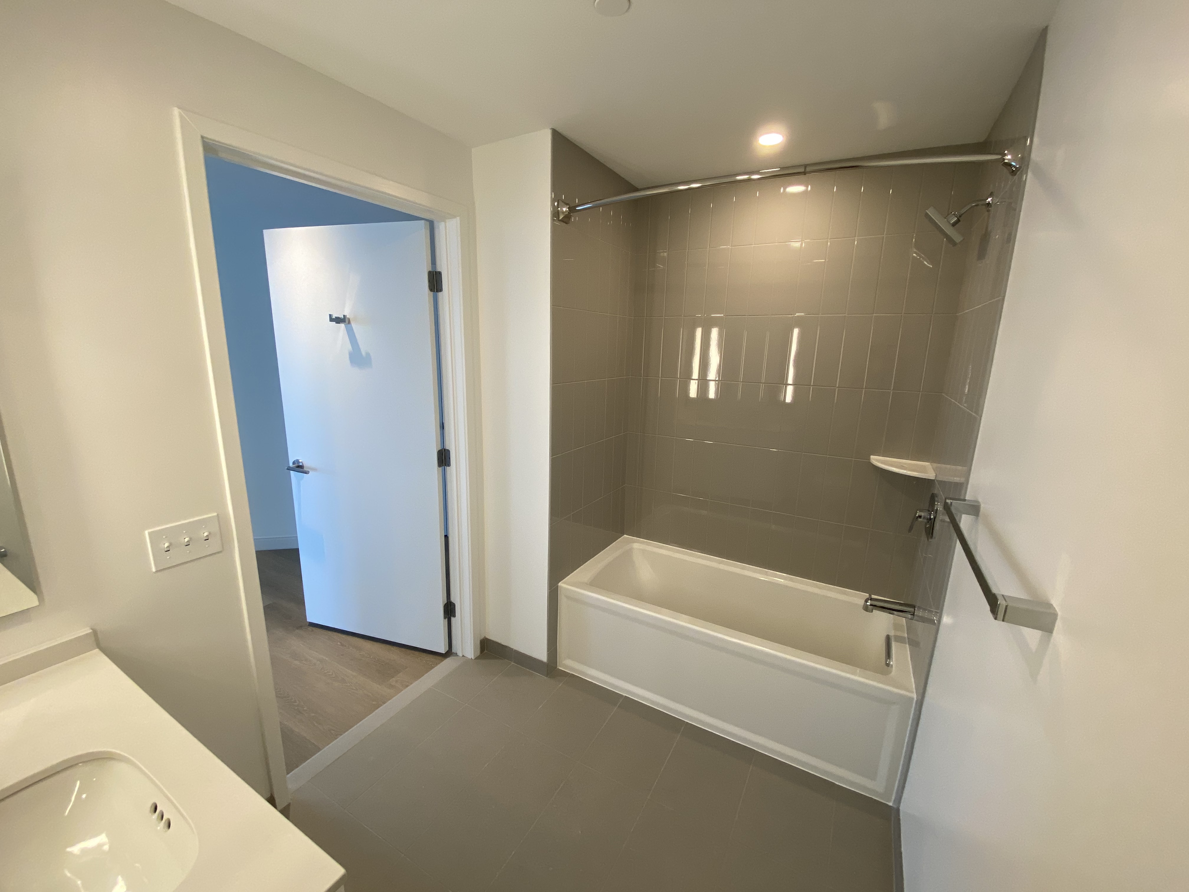 35 Lomasney Way, North End