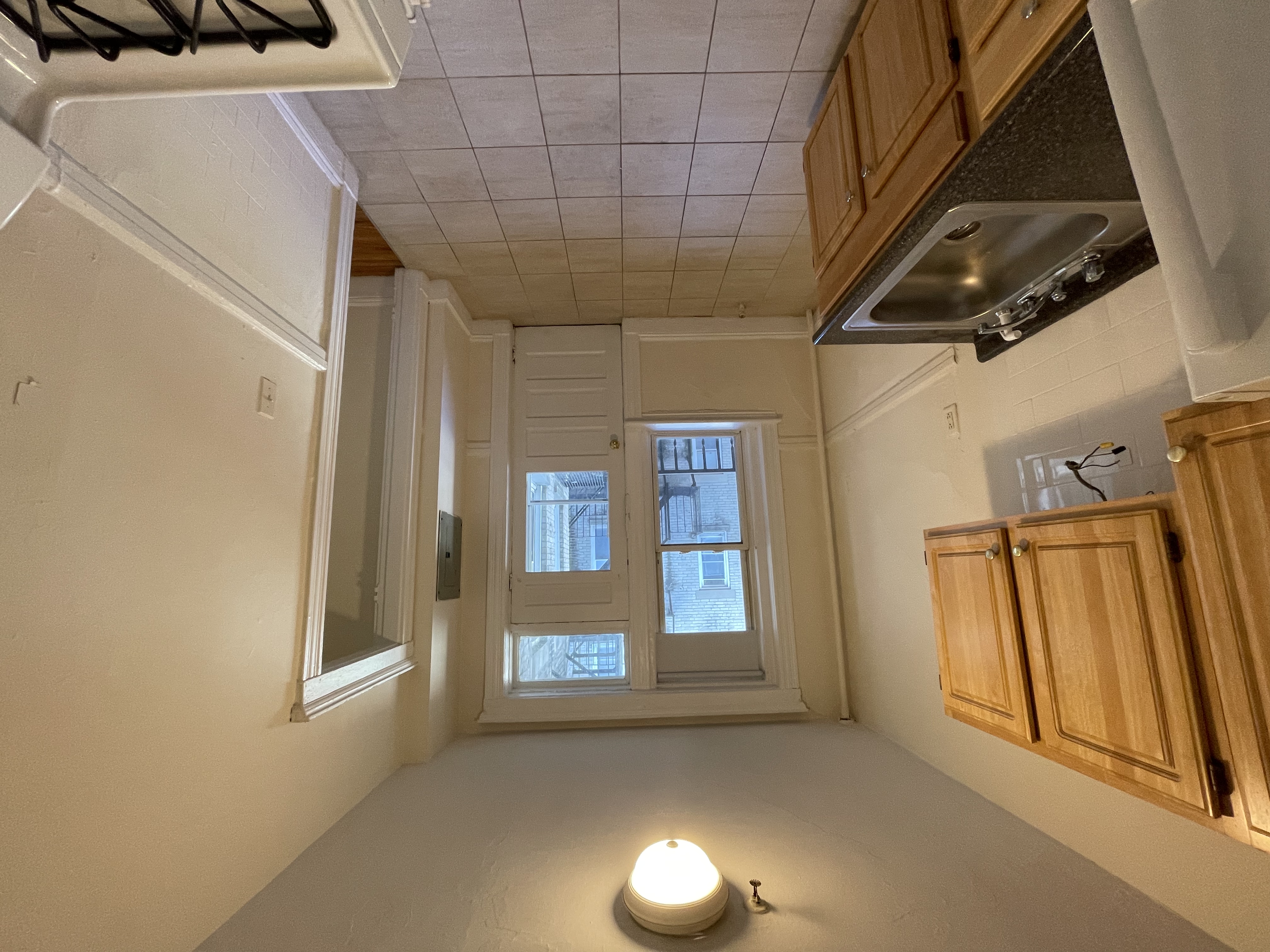 131 Washington St, Brighton