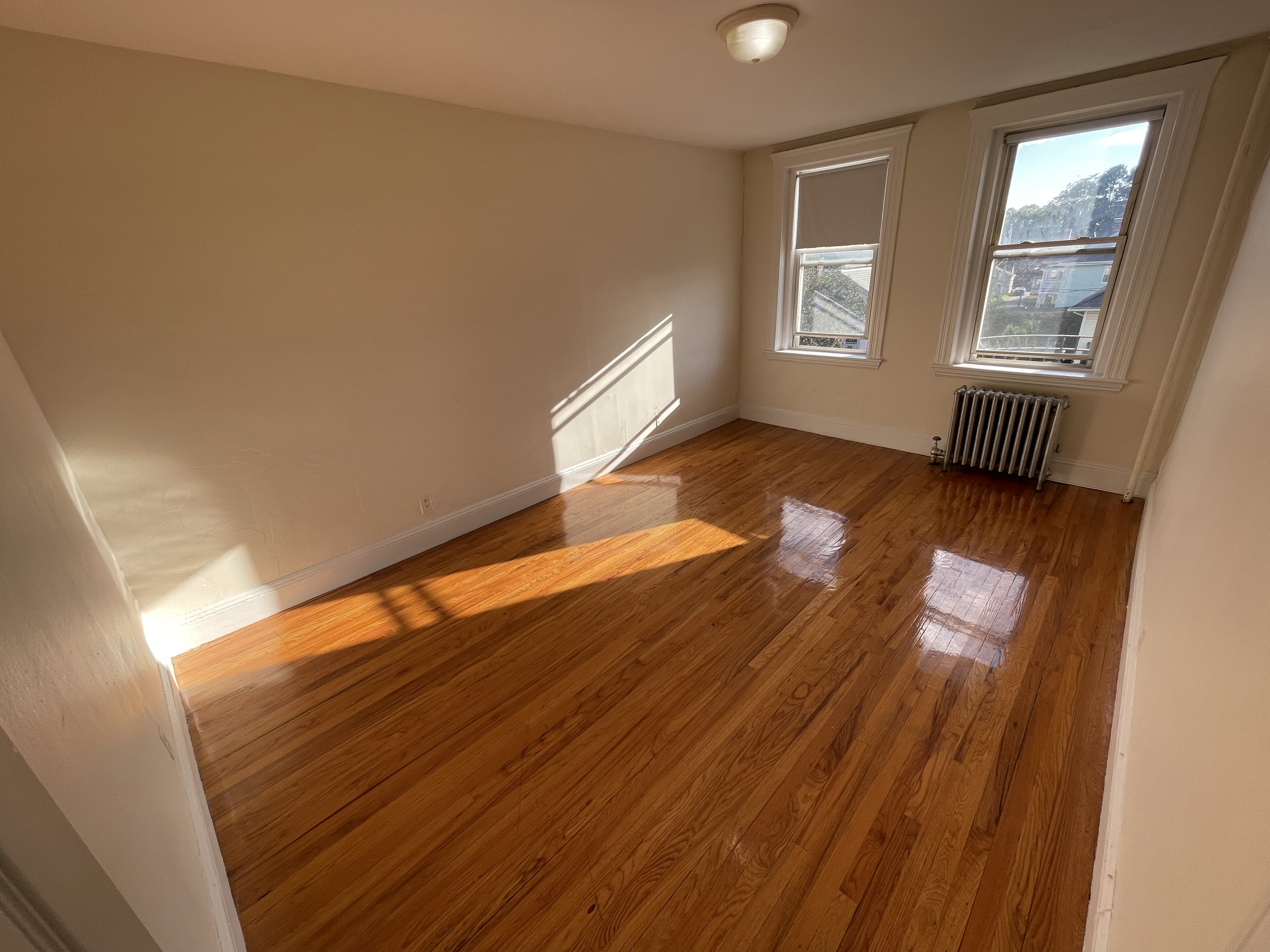 131 Washington St, Brighton