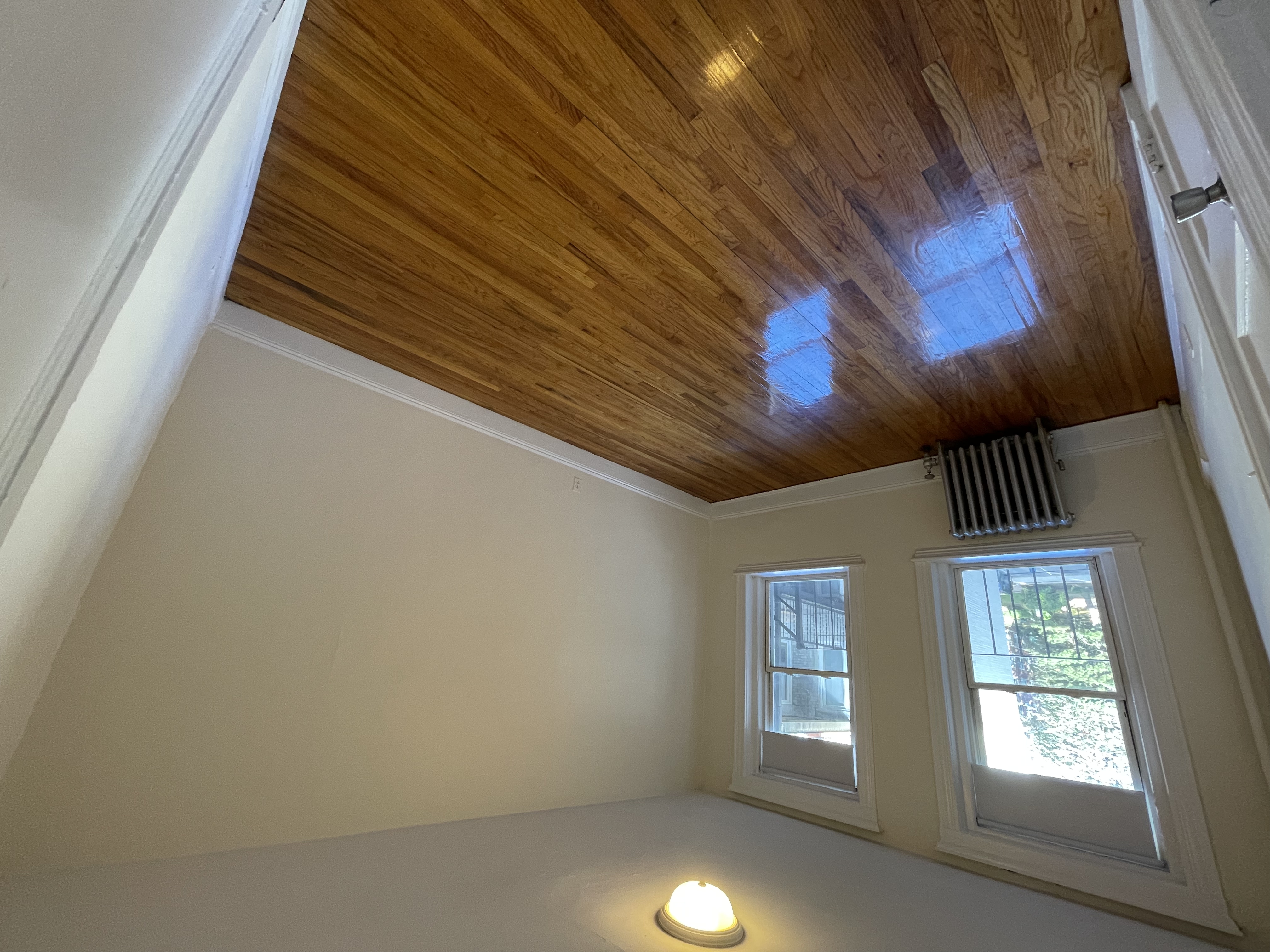 131 Washington St, Brighton