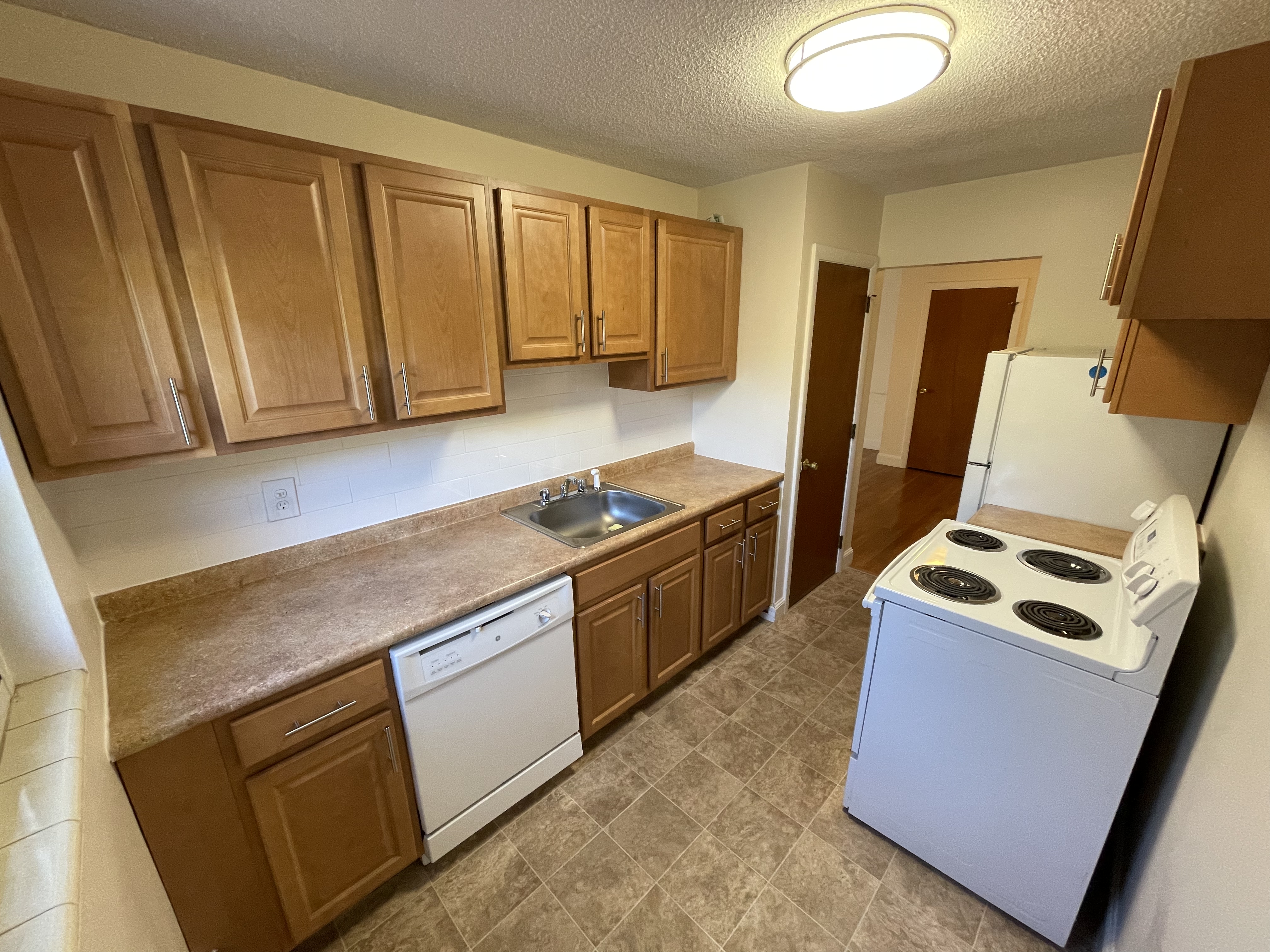 11 Brattle Dr, Arlington