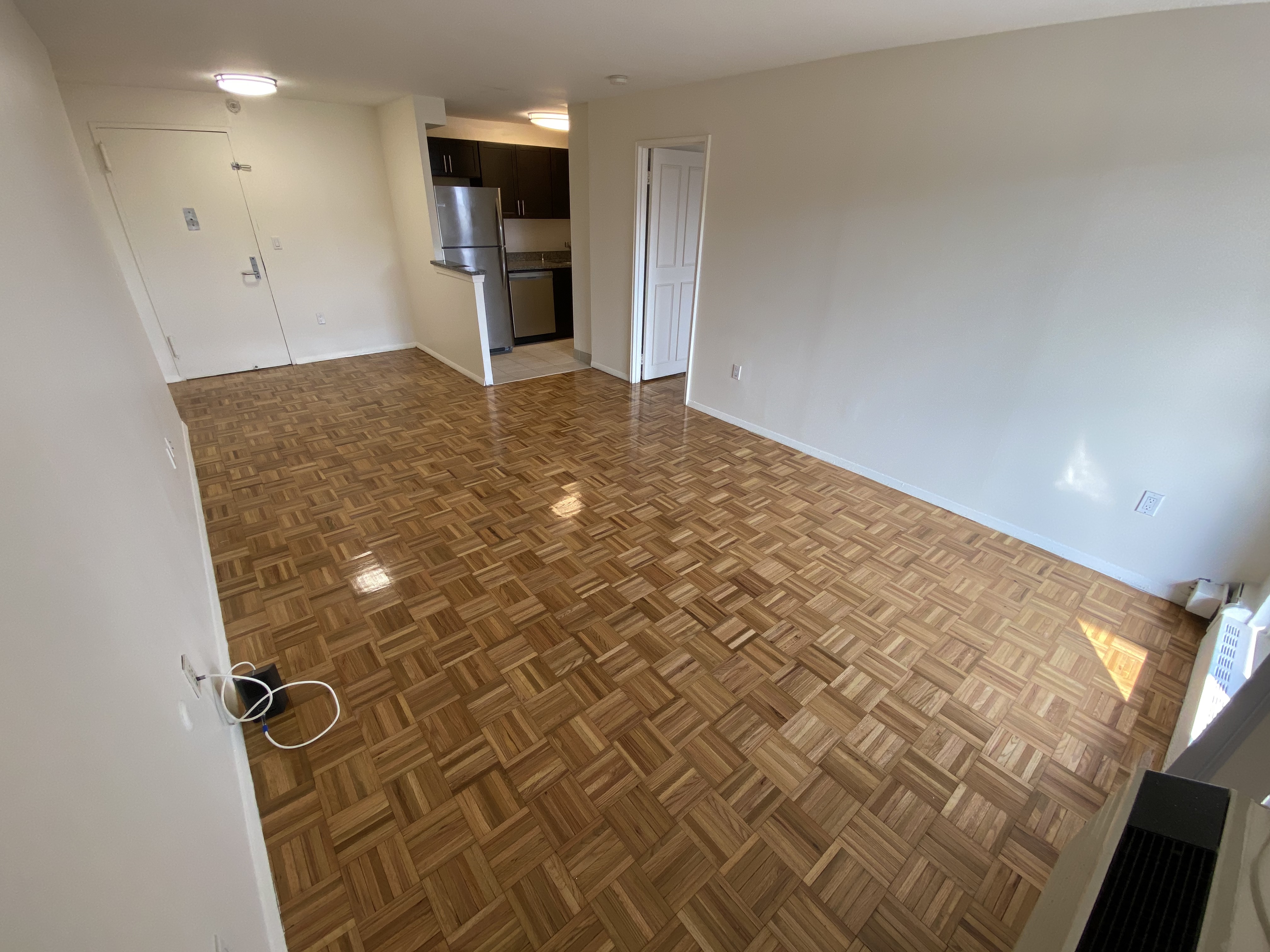 185 Freeman St, Longwood