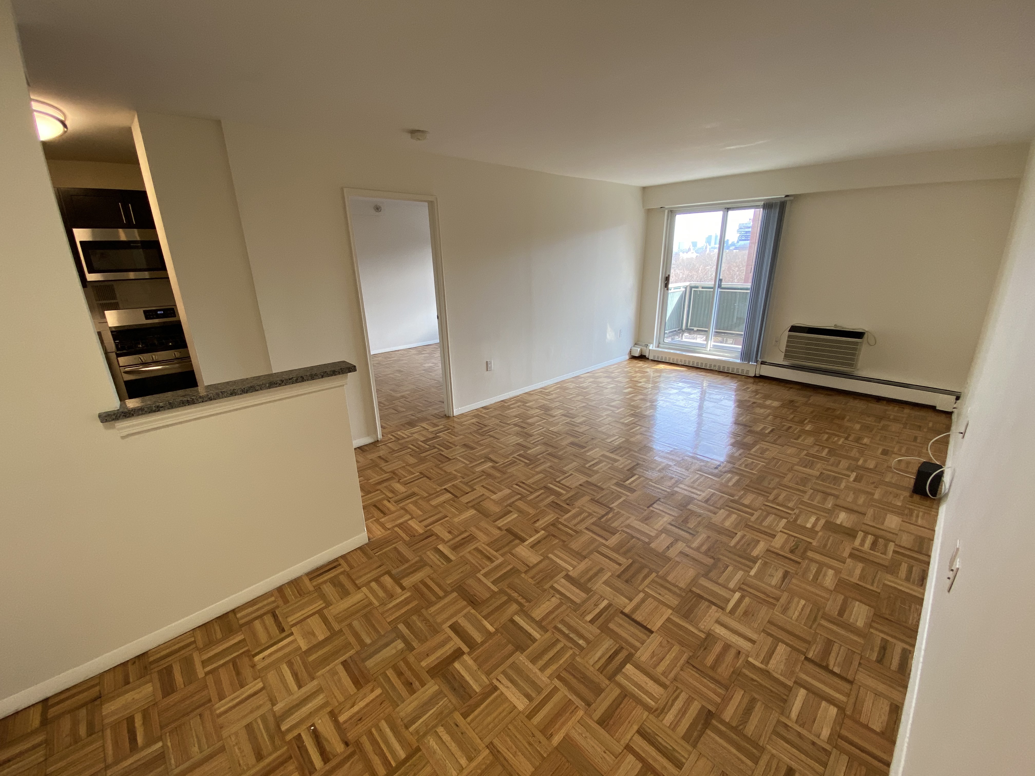 185 Freeman St, Longwood