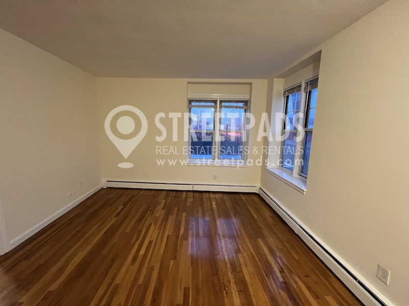 180 North Beacon St, Brighton