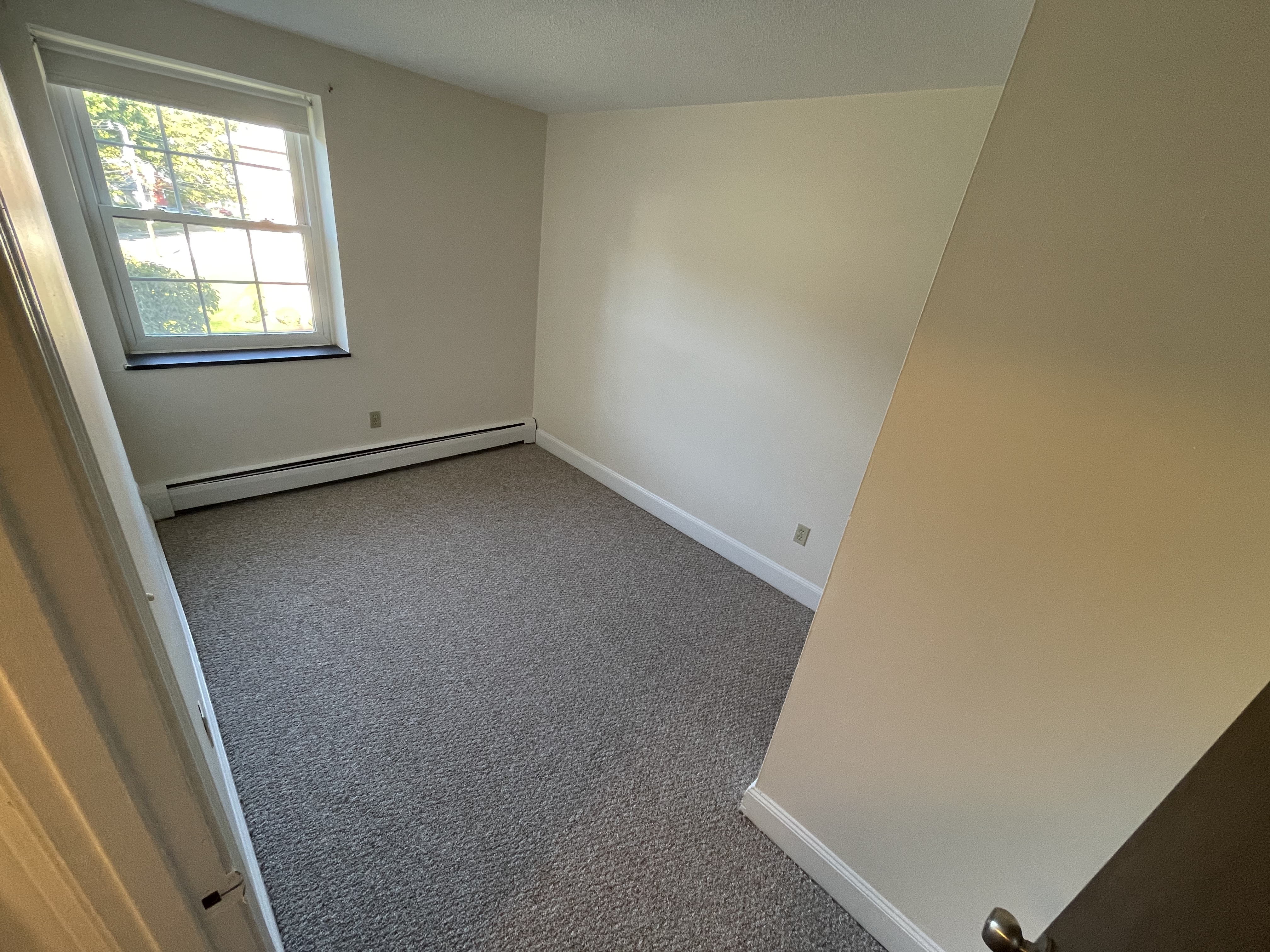 1 Brattle Dr, Arlington