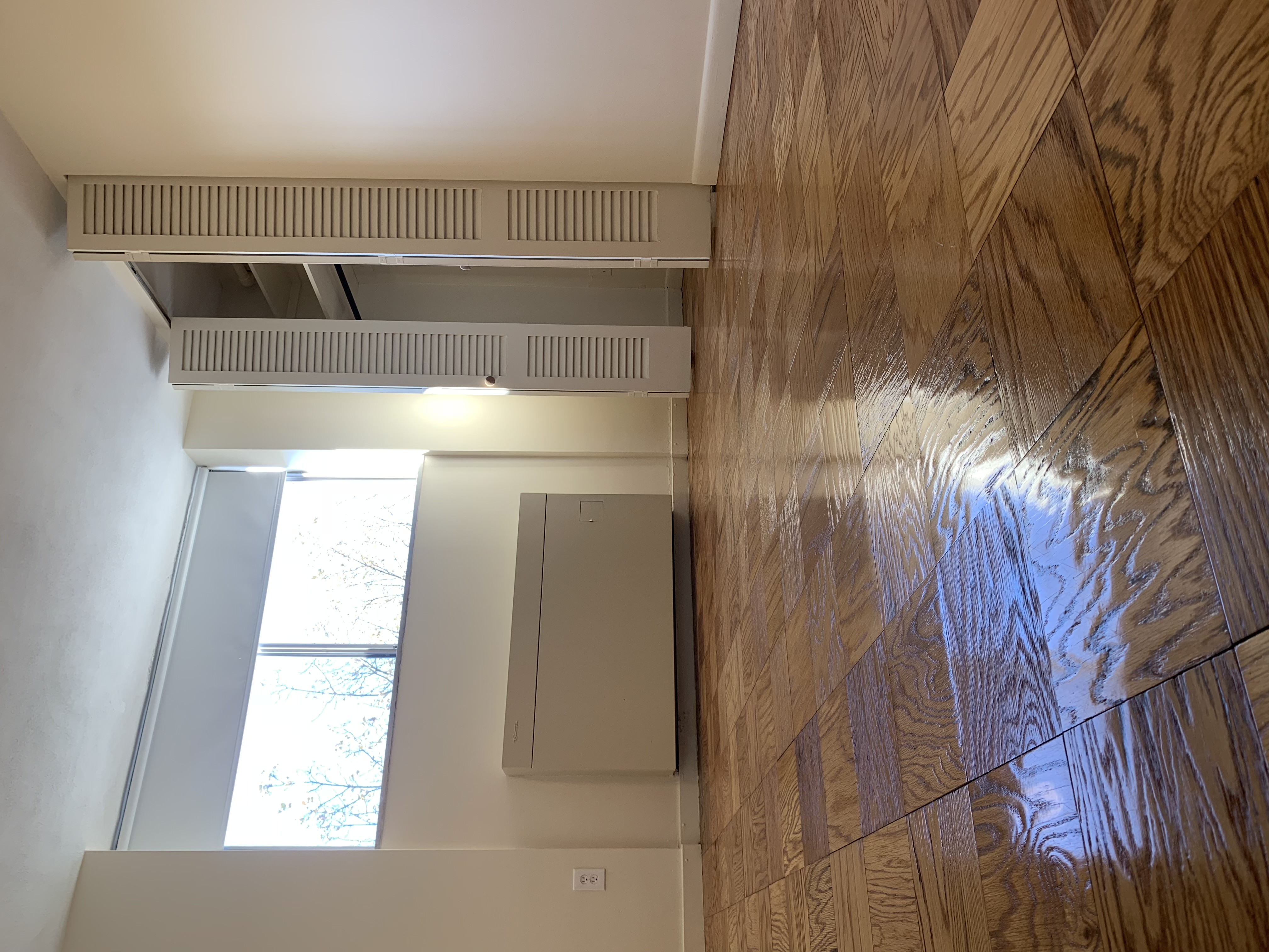 101 Monmouth St, Longwood