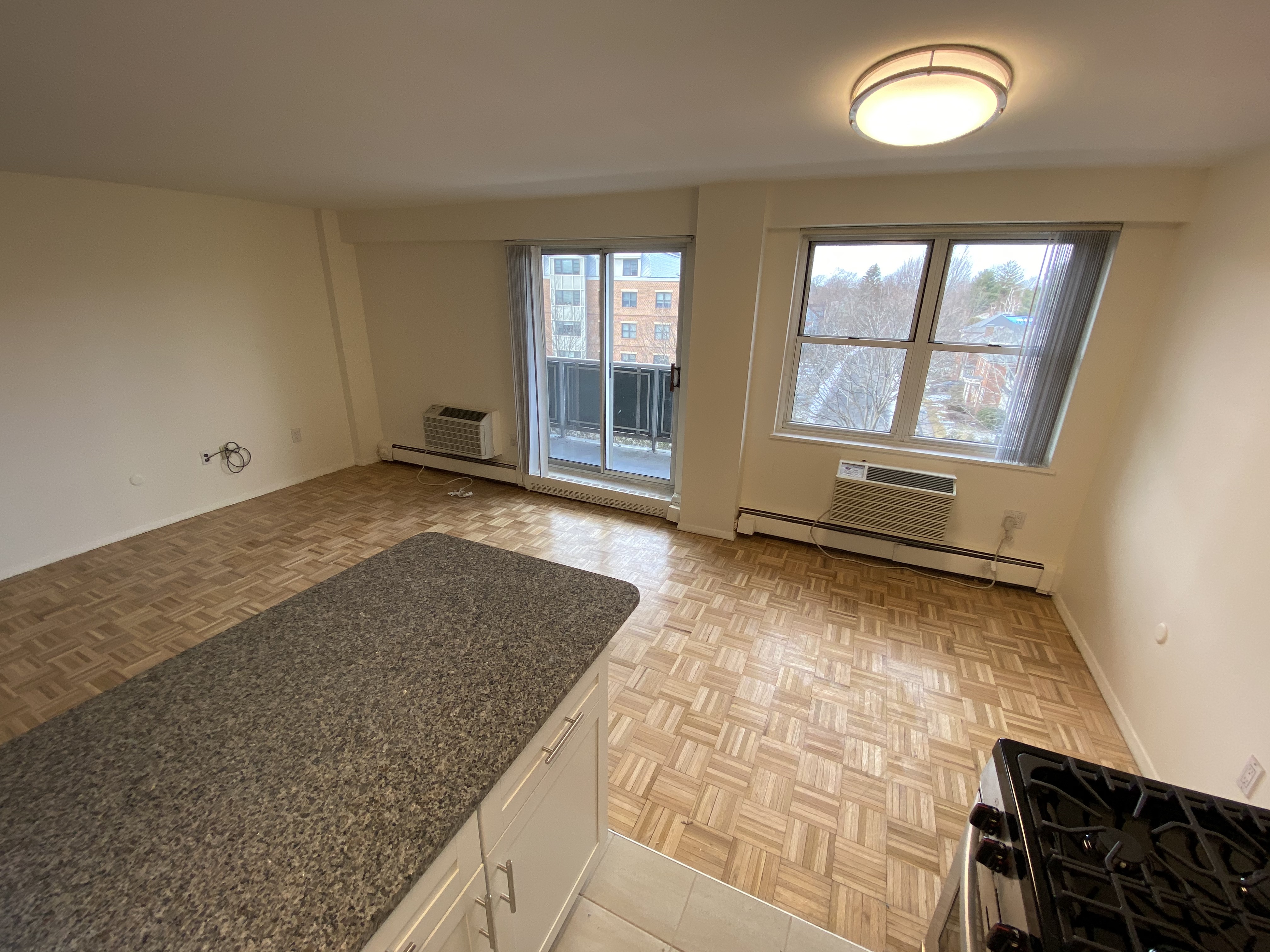 185 Freeman St, Longwood