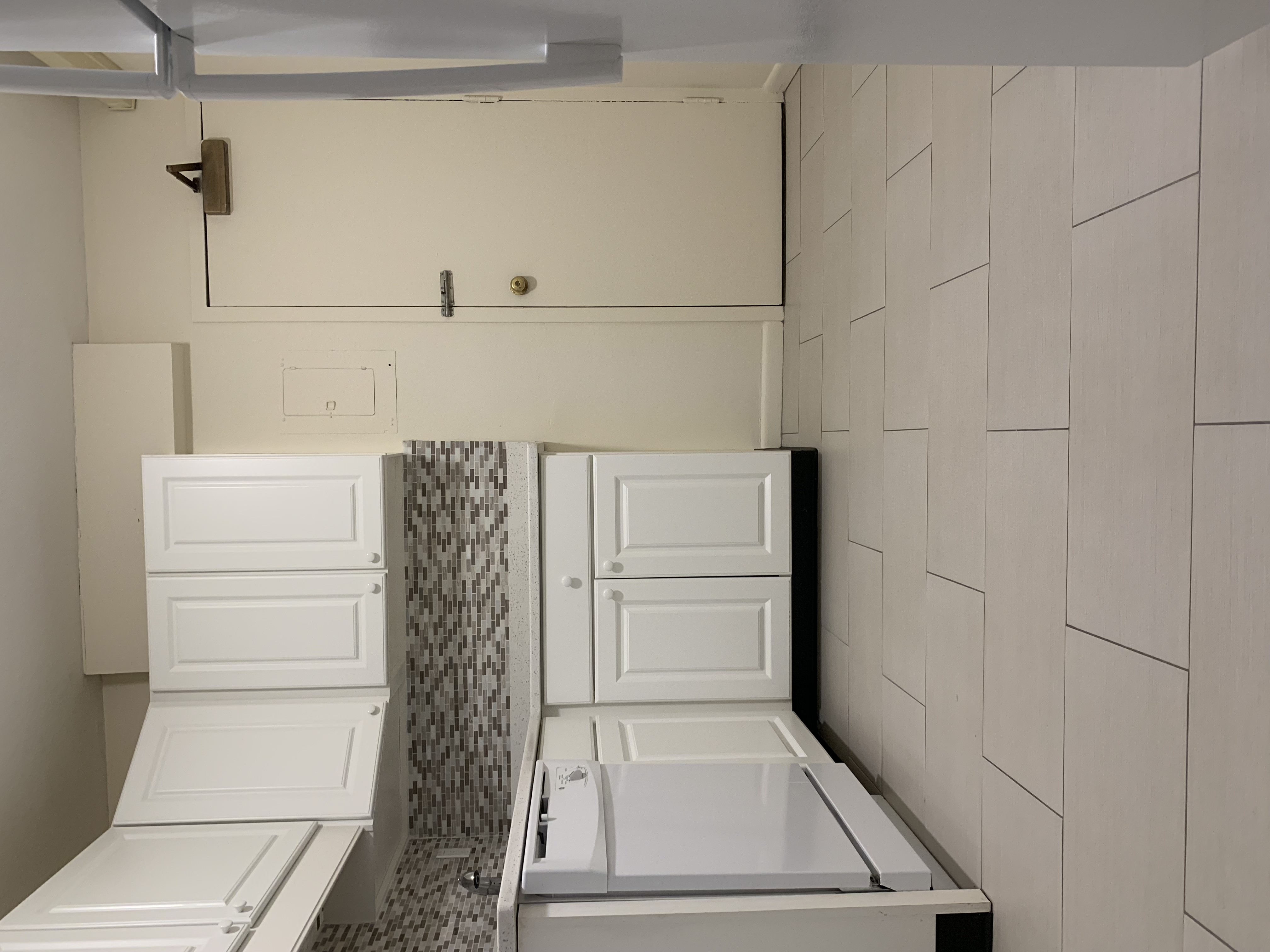 101 Monmouth St, Longwood