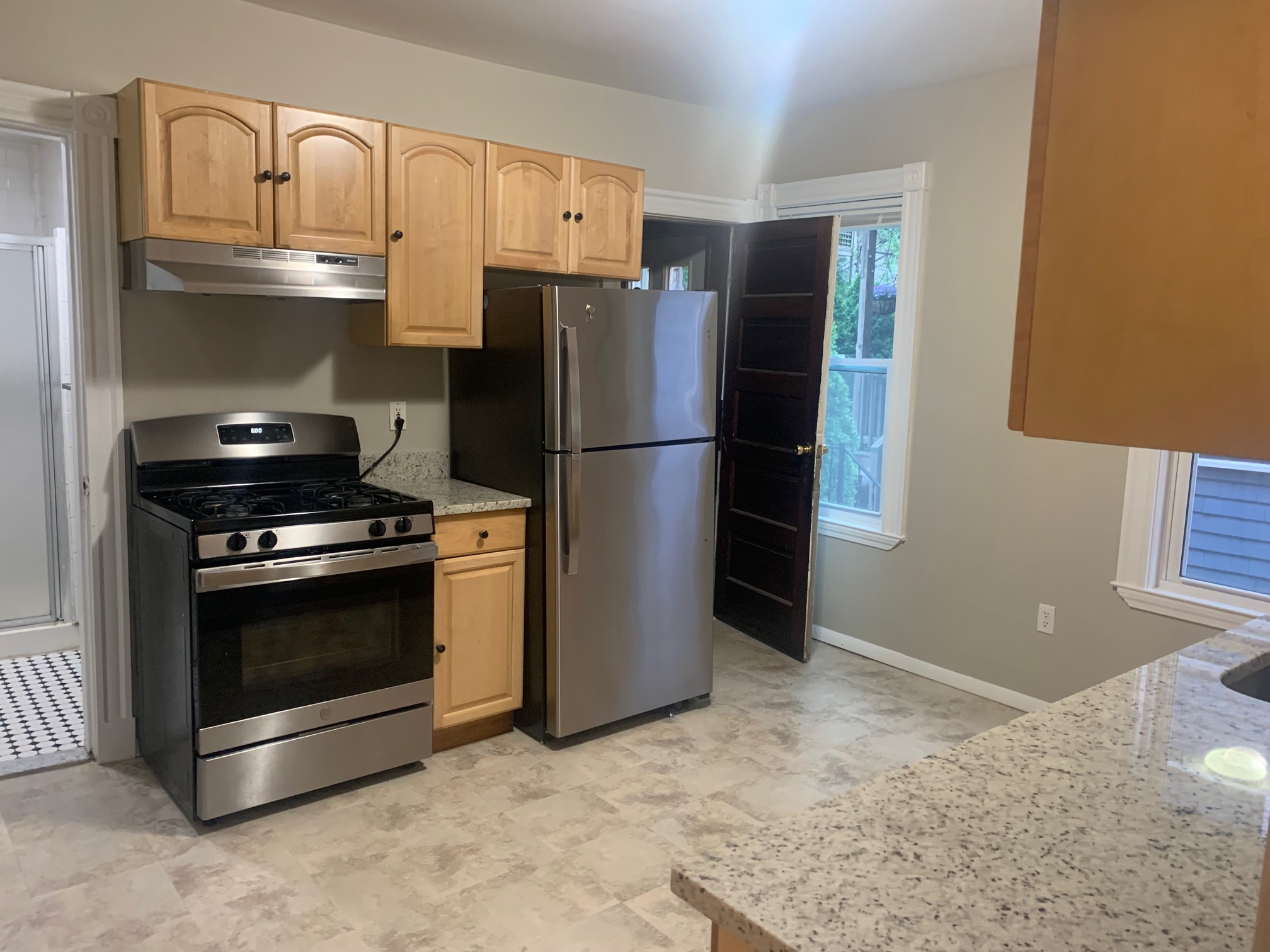 10 Cambridge Ter, Porter Square