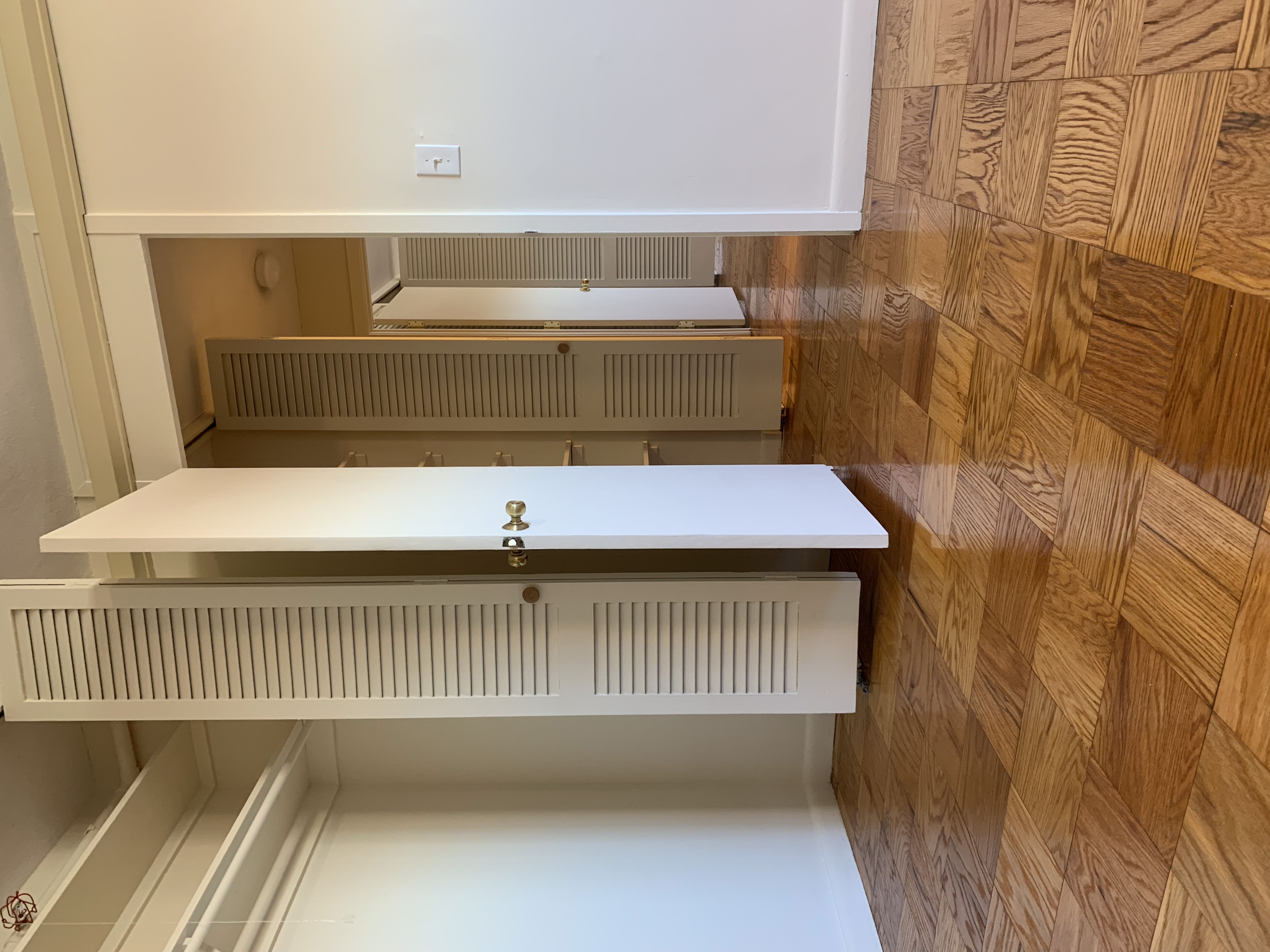 101 Monmouth St, Longwood