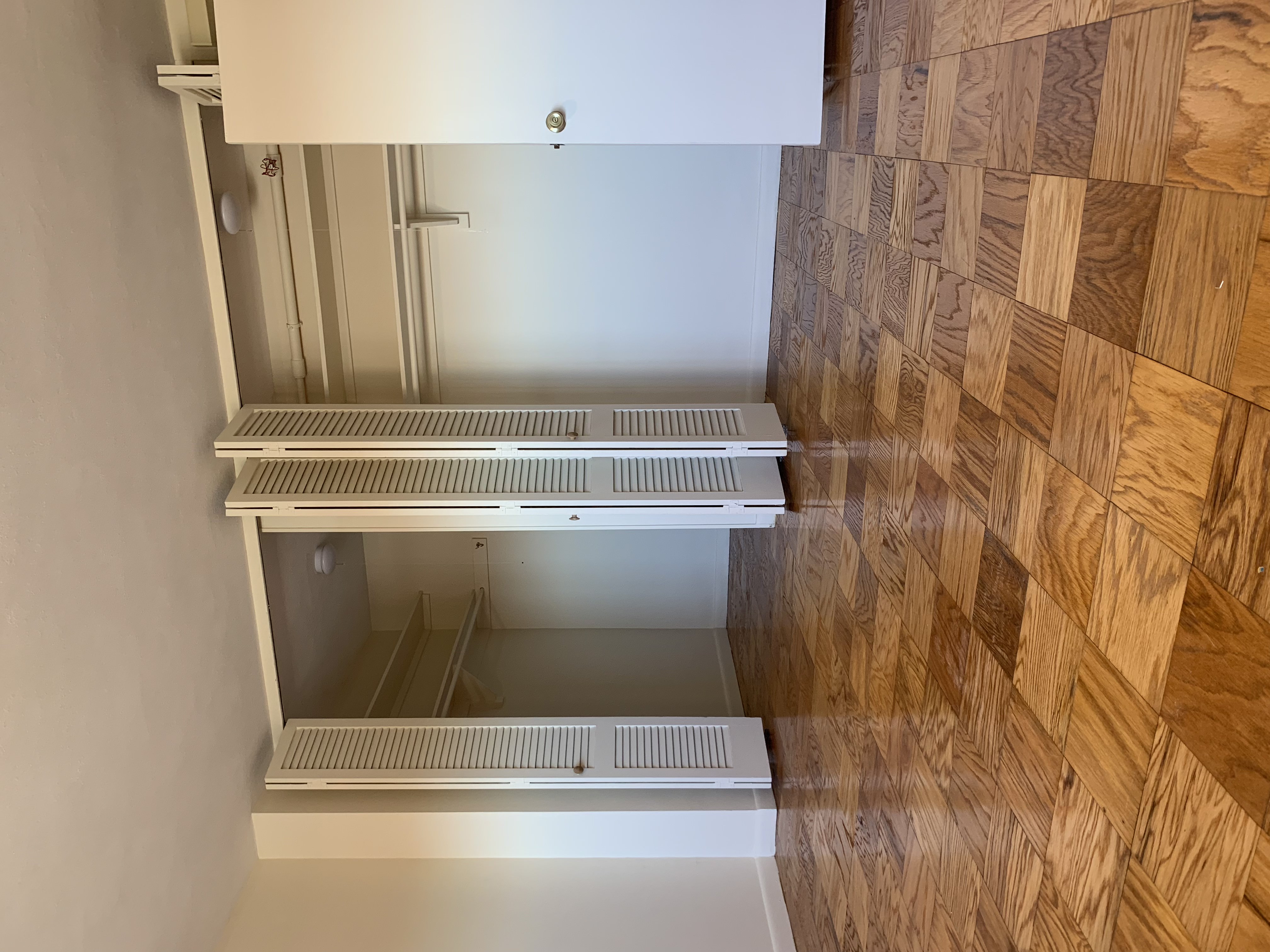 101 Monmouth St, Longwood