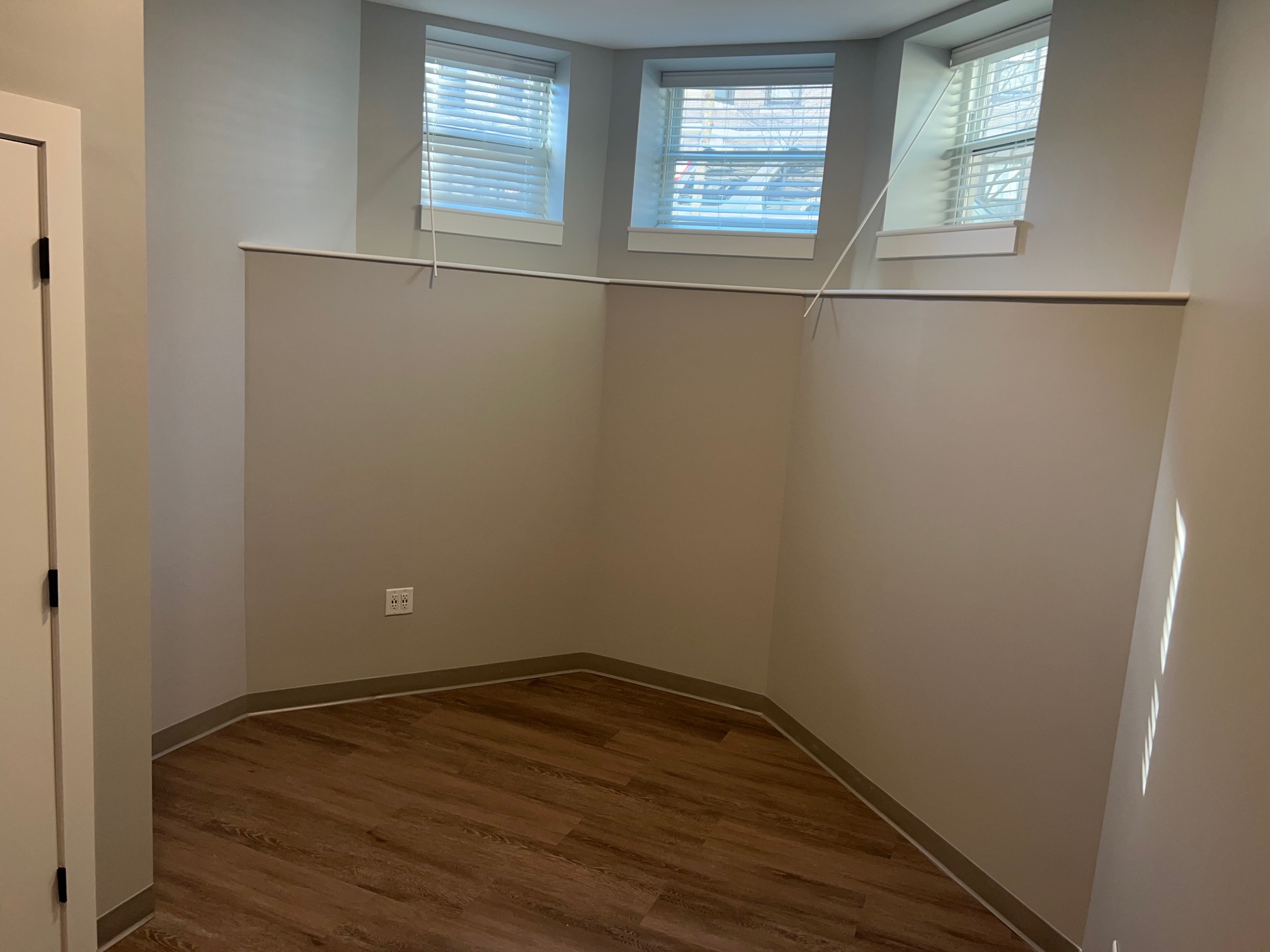 100 Hemenway St, Fenway