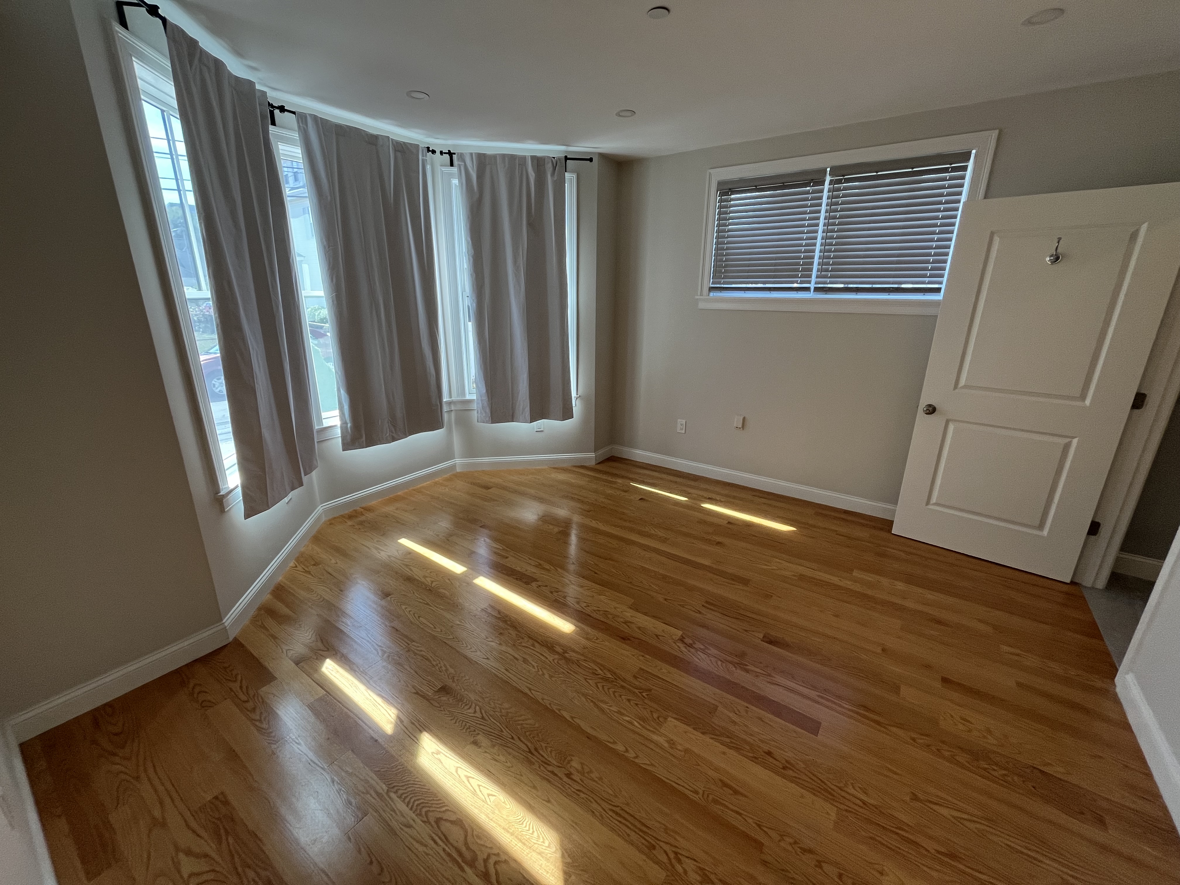 54 Waverly St, Brighton