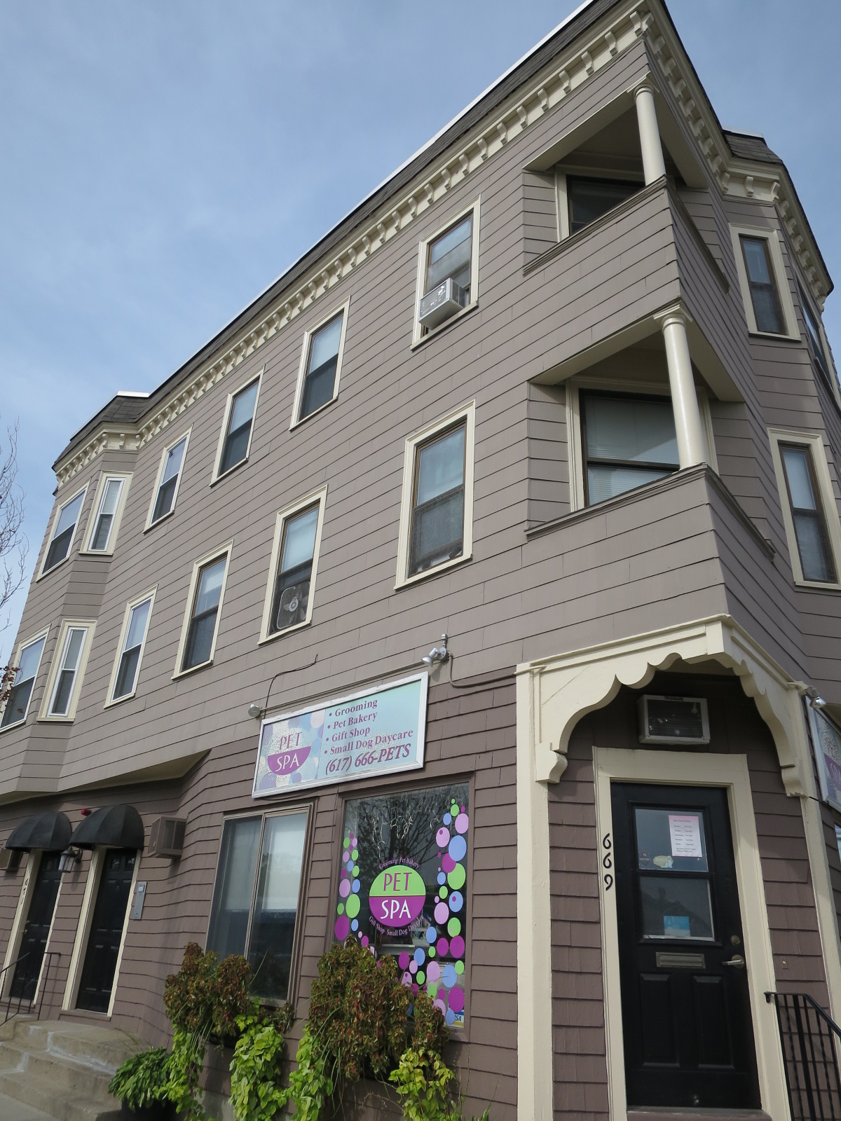 671 Somerville Ave, Porter Square