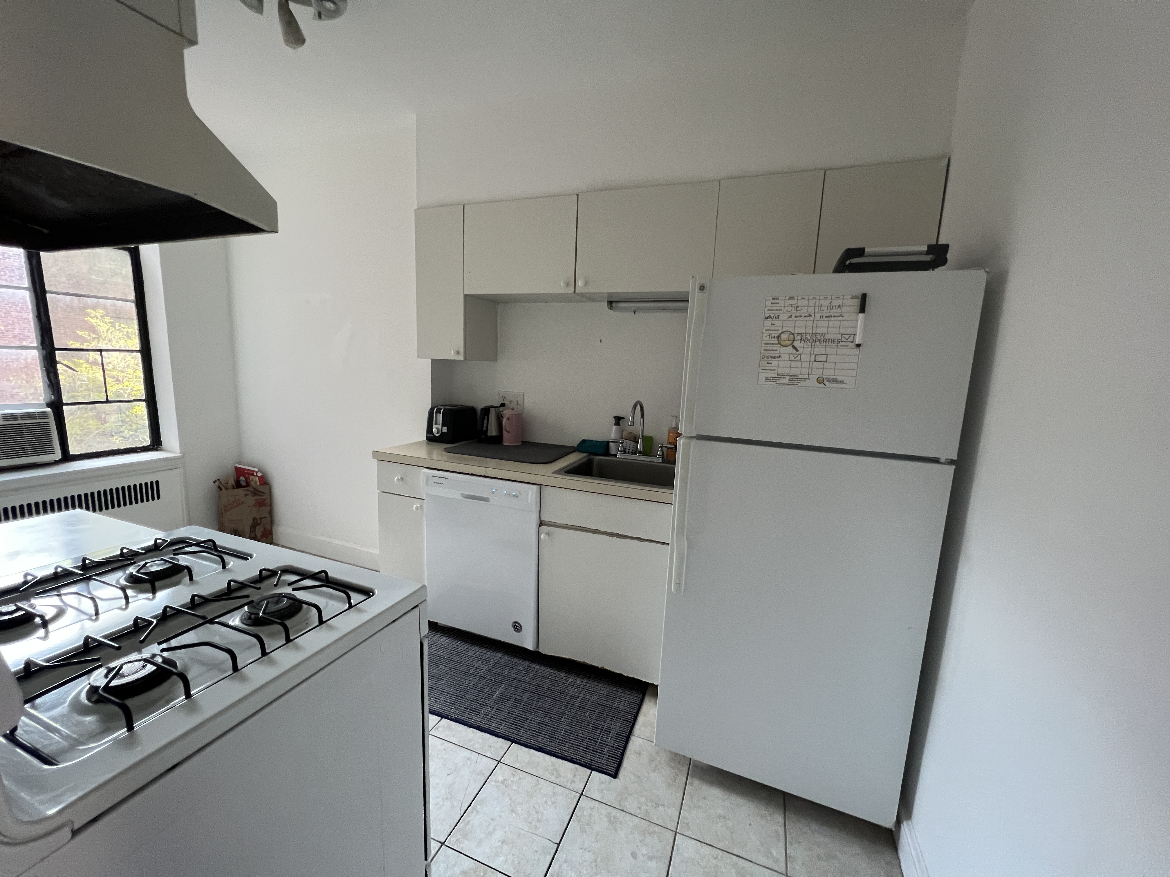 93 Strathmore Rd, Brighton