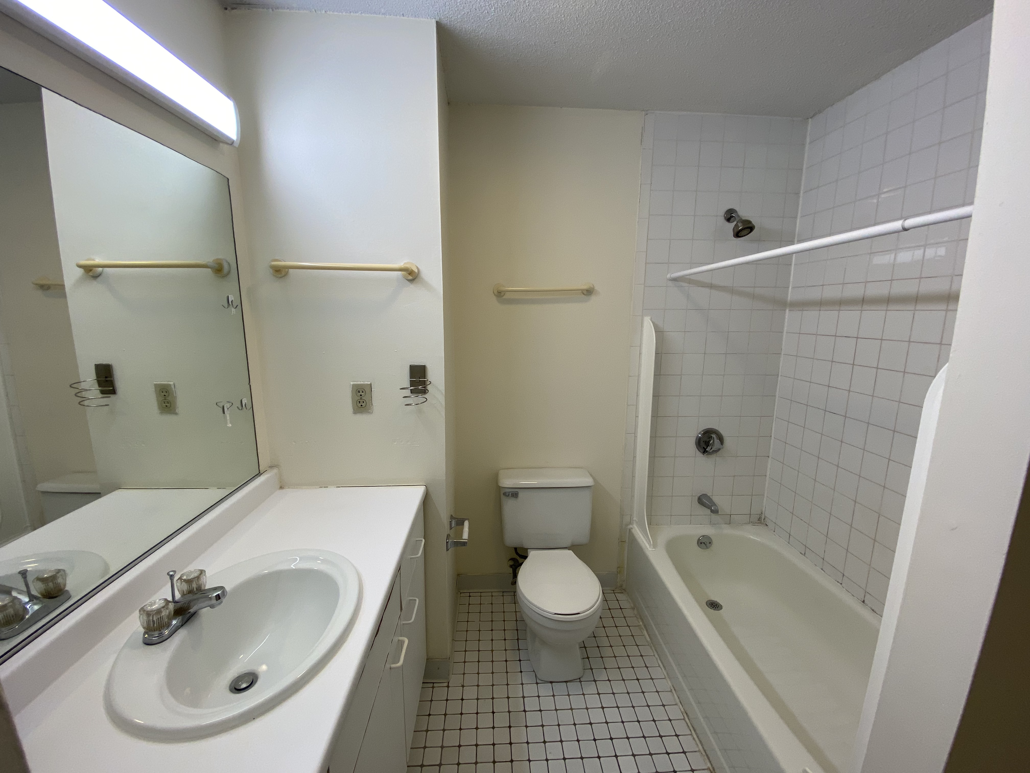 148 North Beacon St, Brighton