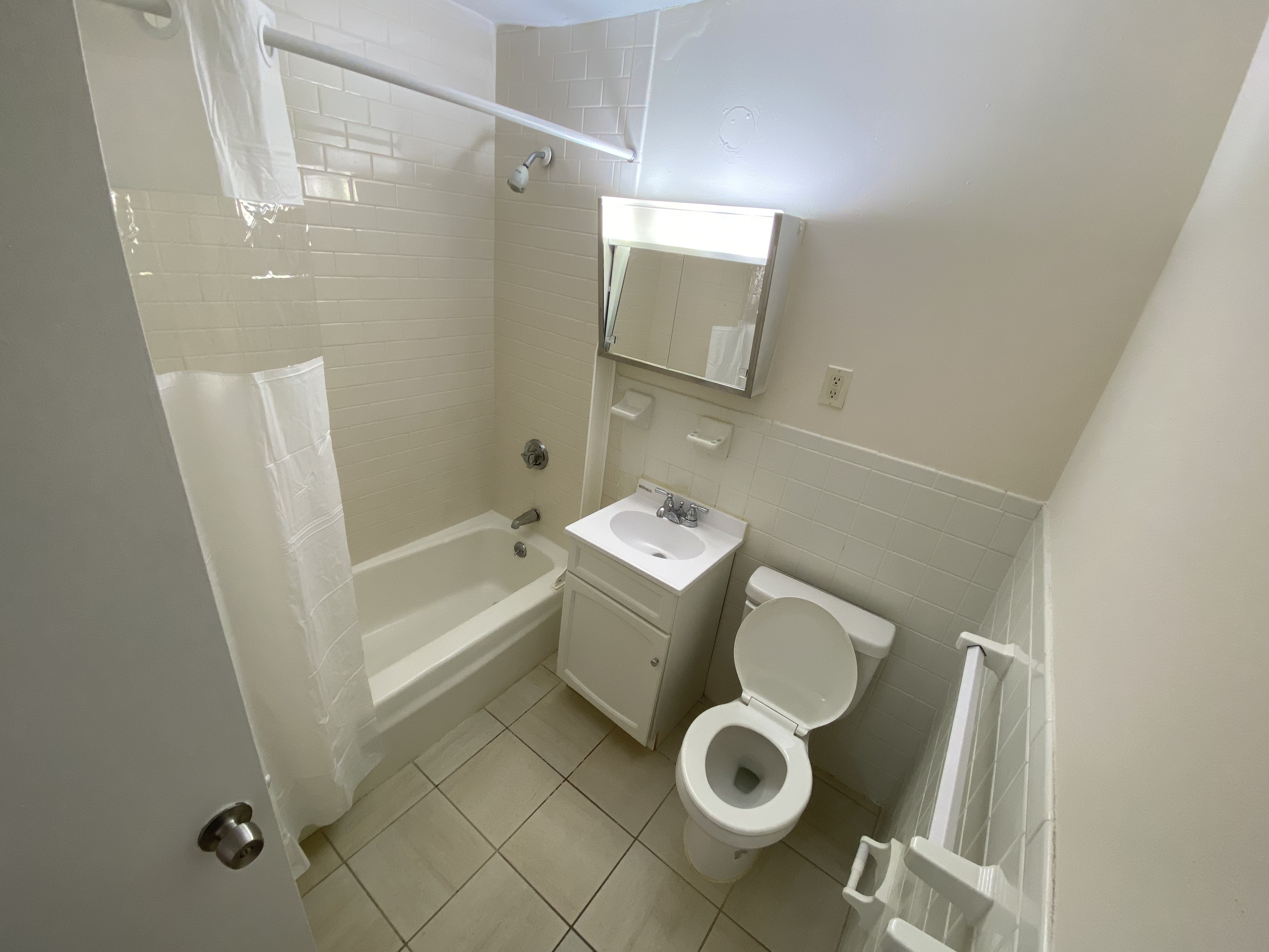 75 Gardner St, Allston