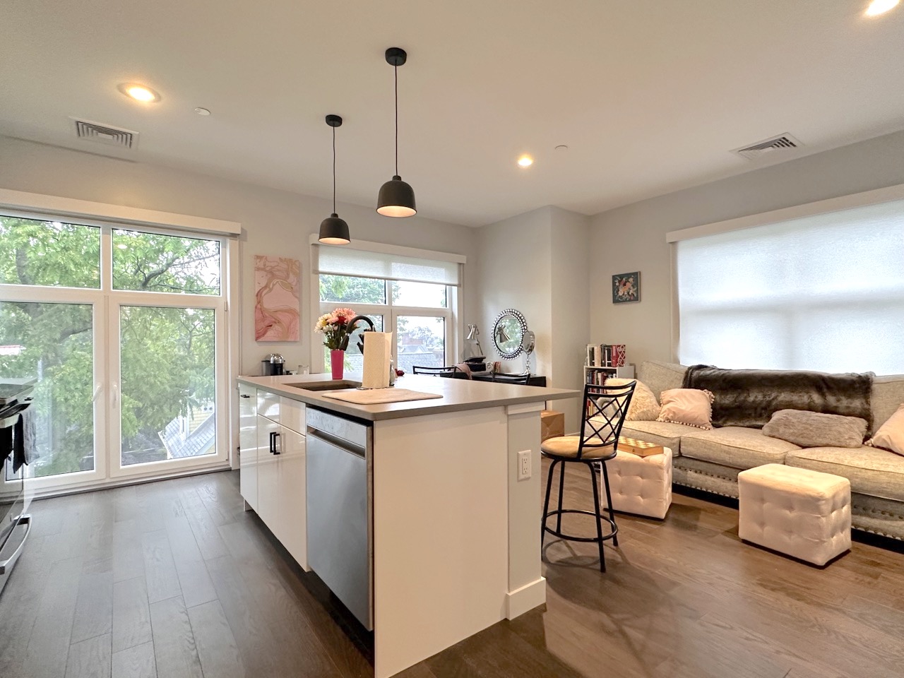 54 Auburn St, Coolidge Corner