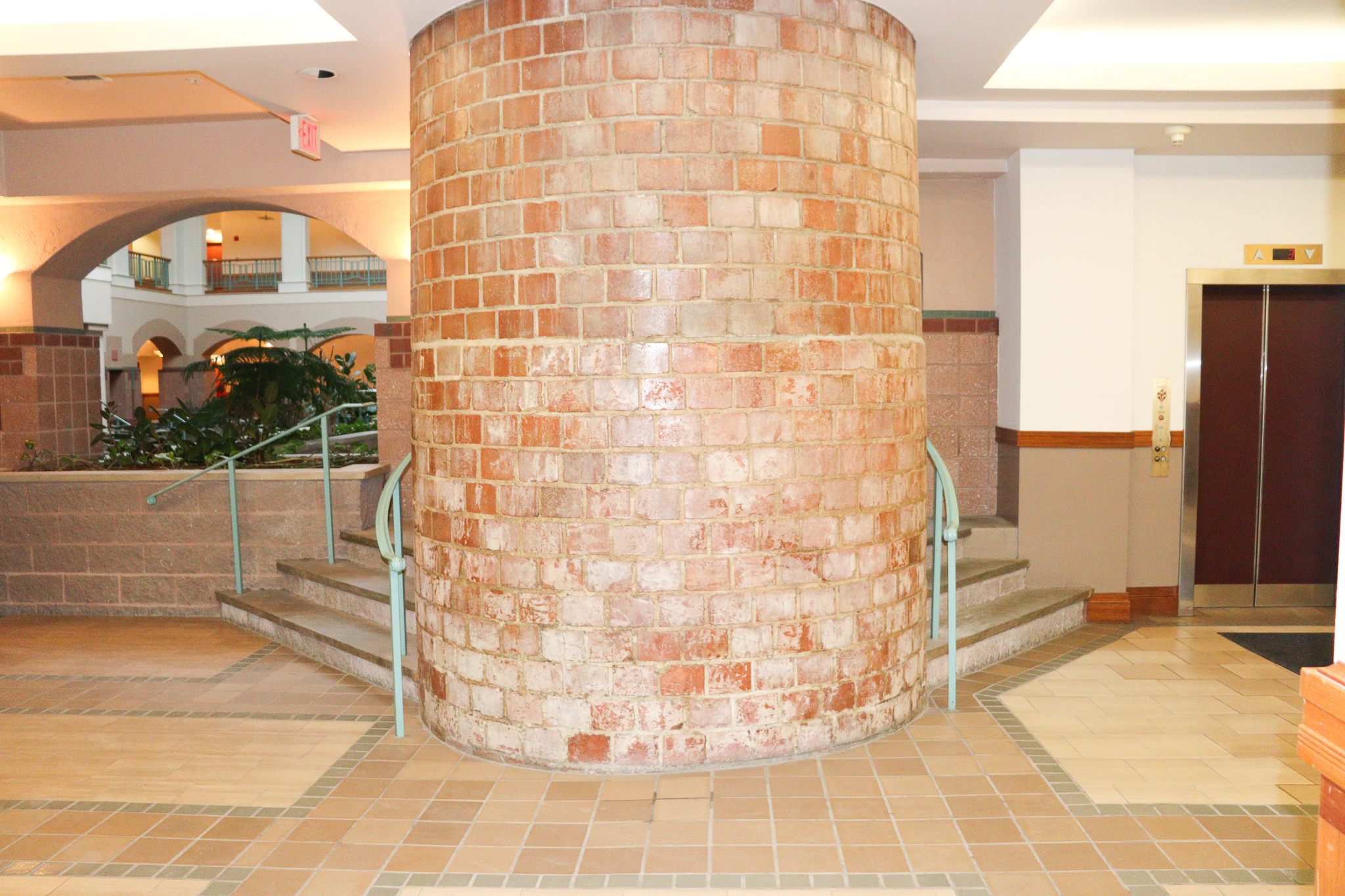 550 Washington St, Braintree