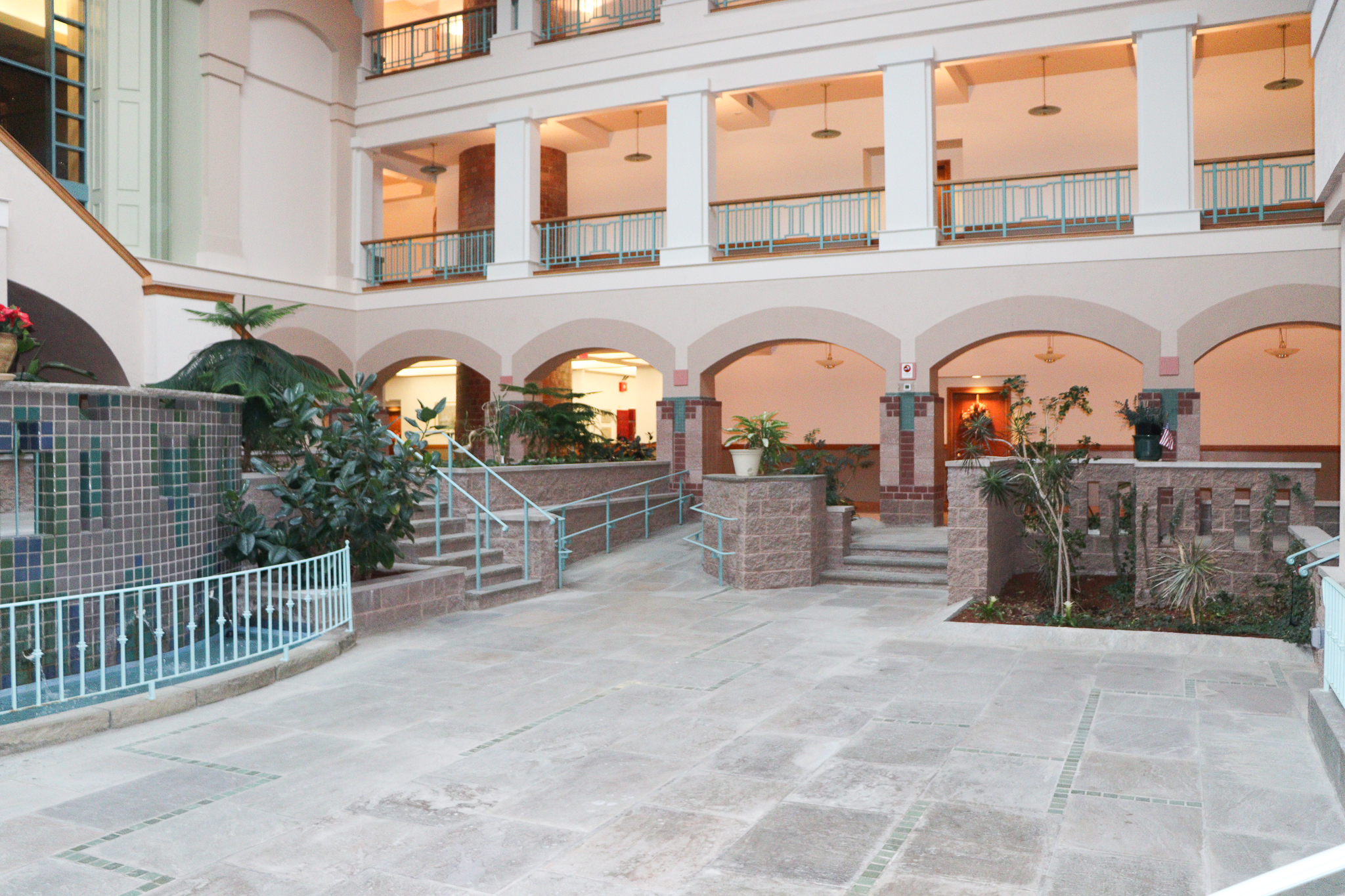 550 Washington St, Braintree