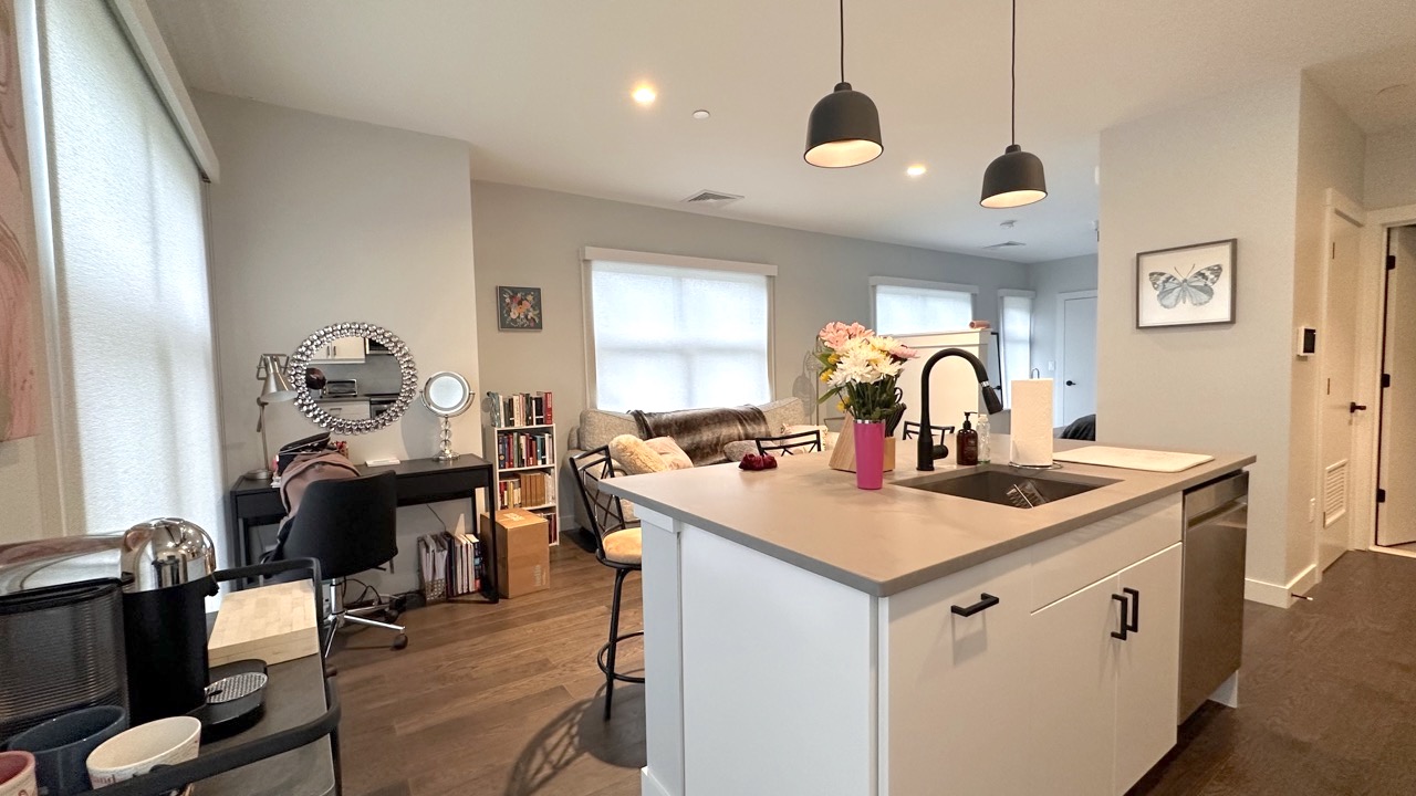 54 Auburn St, Coolidge Corner