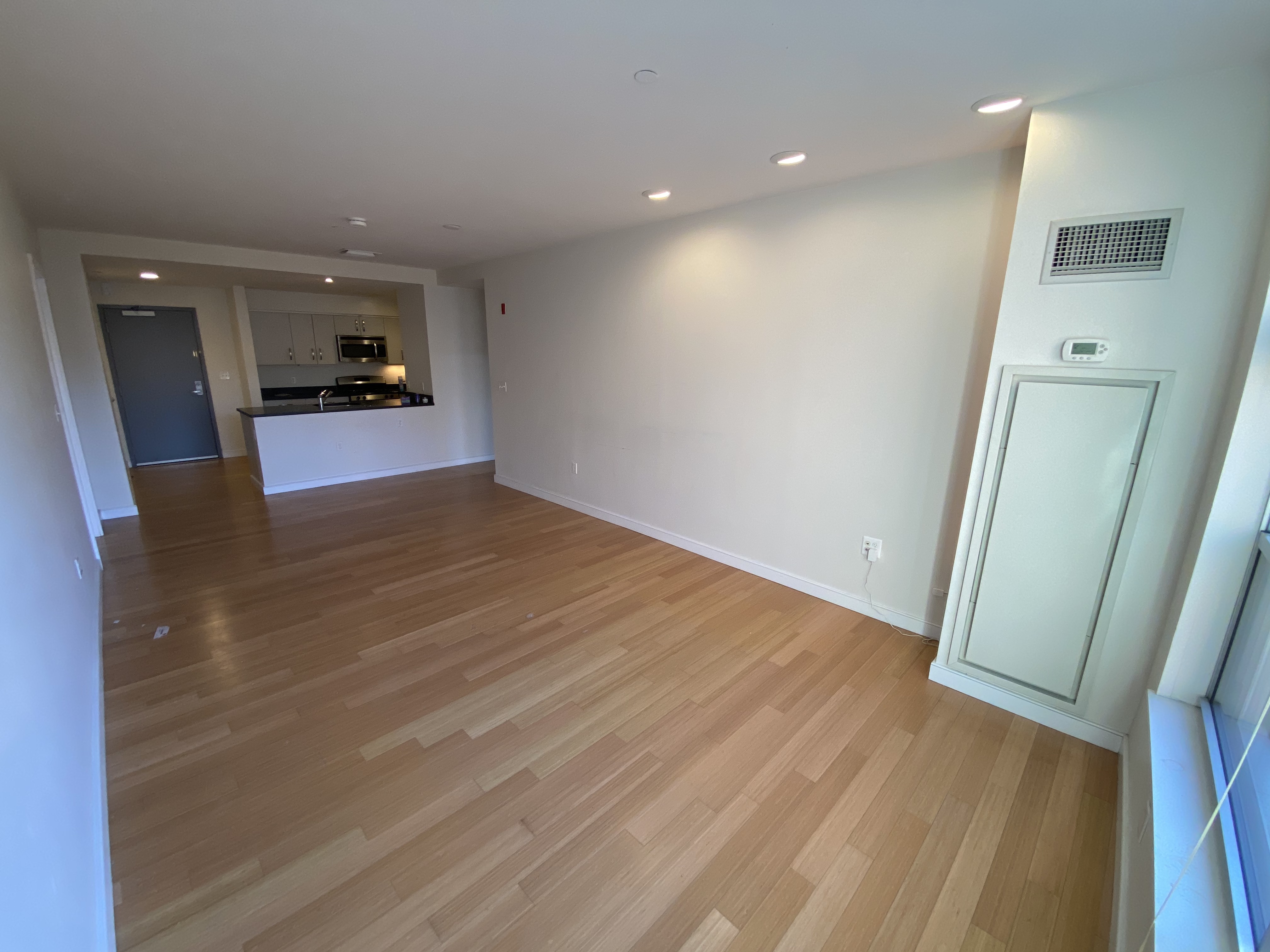 601 Albany St, South End