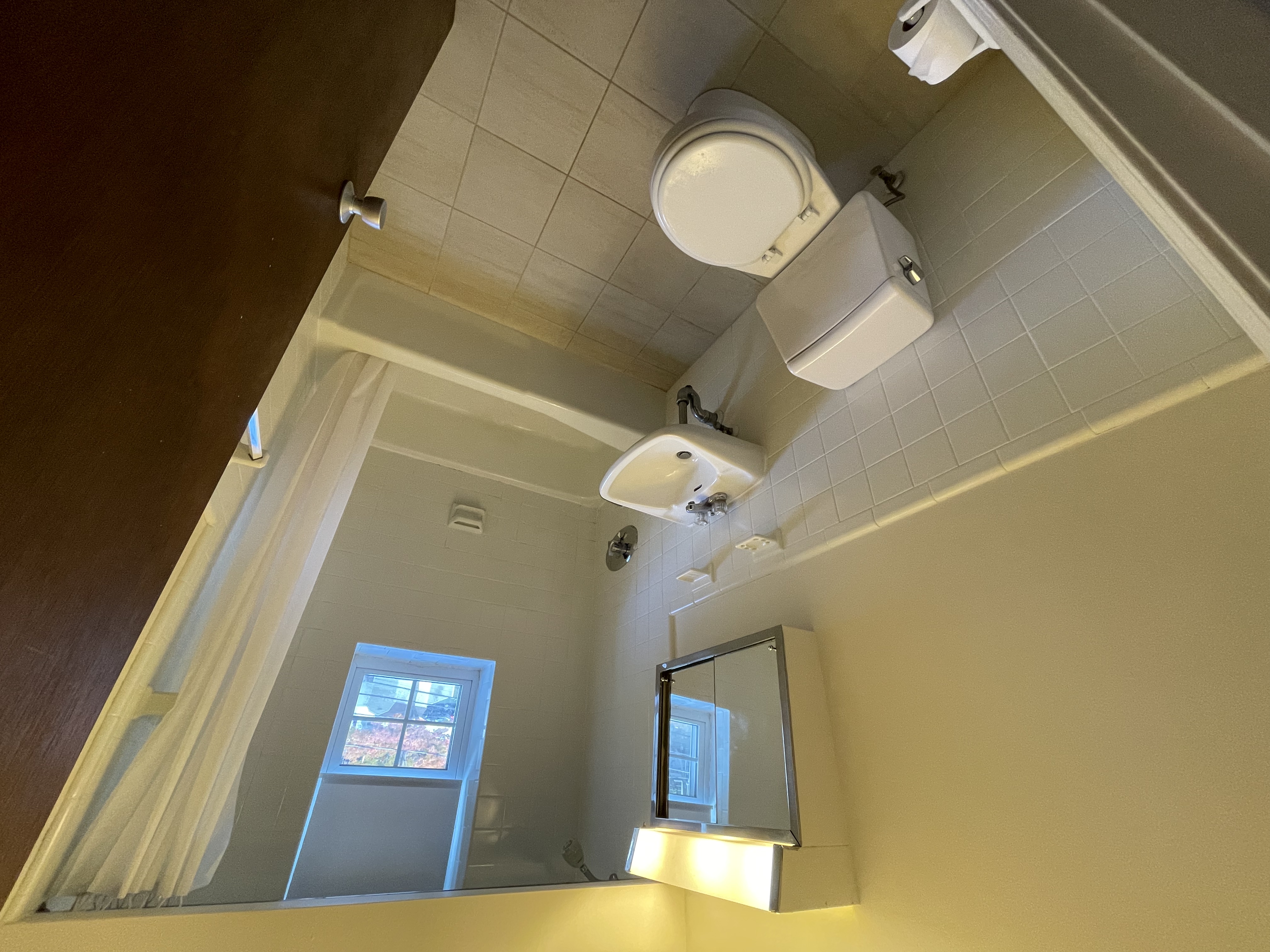 4 Brattle Dr, Arlington