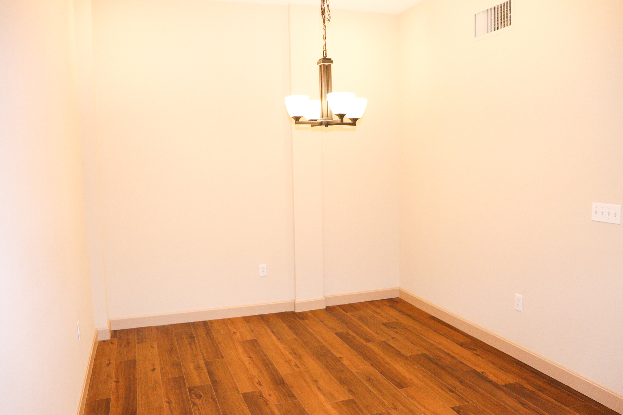 550 Washington St, Braintree