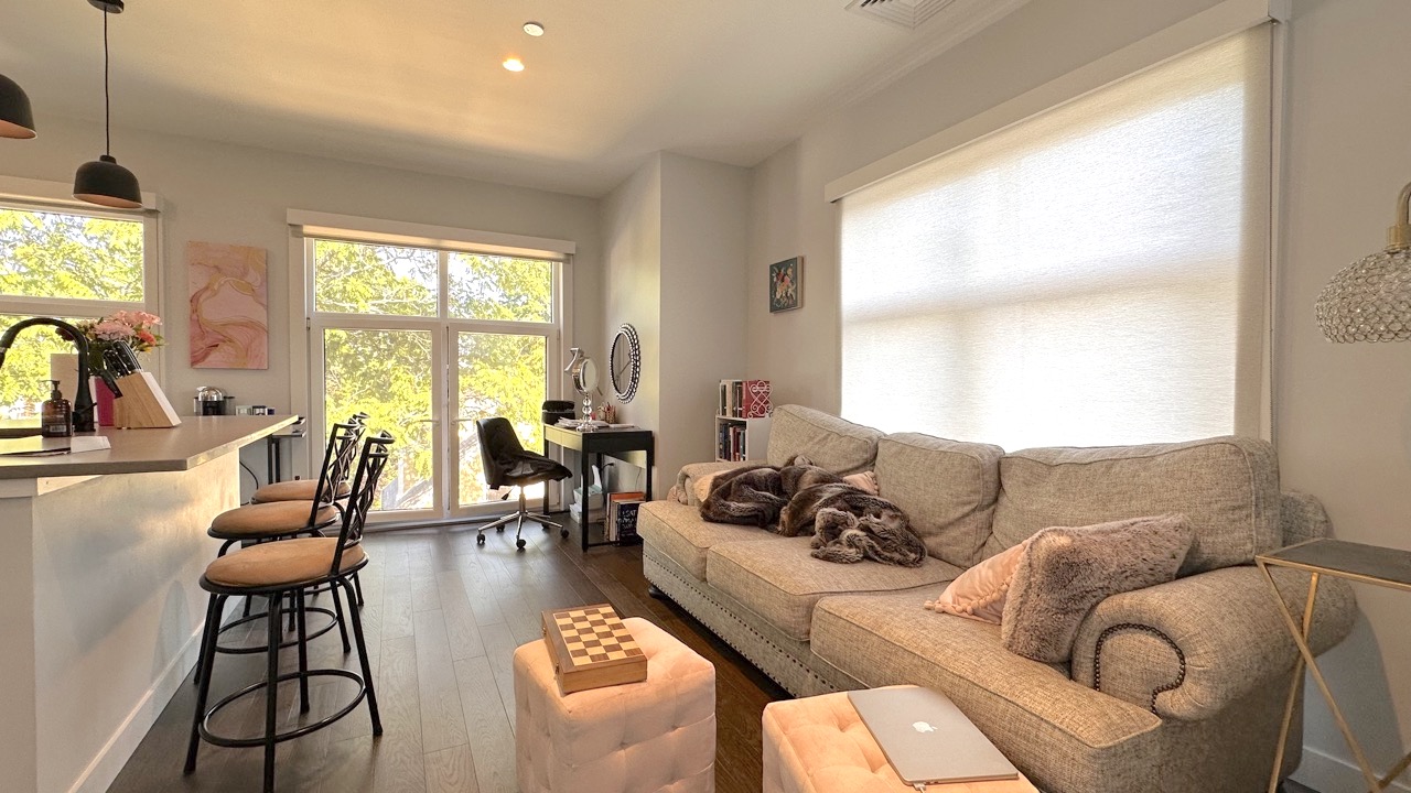 54 Auburn St, Coolidge Corner