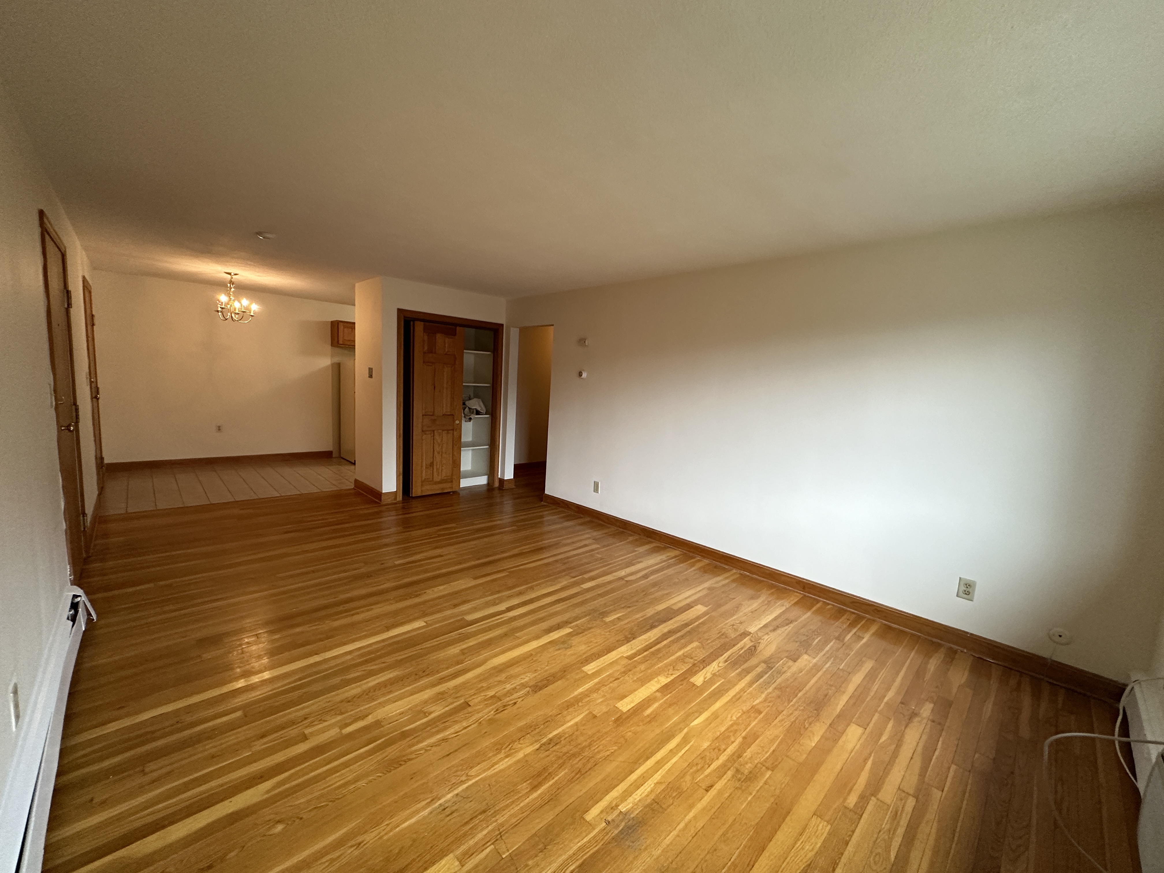 280 Grove St, Auburndale