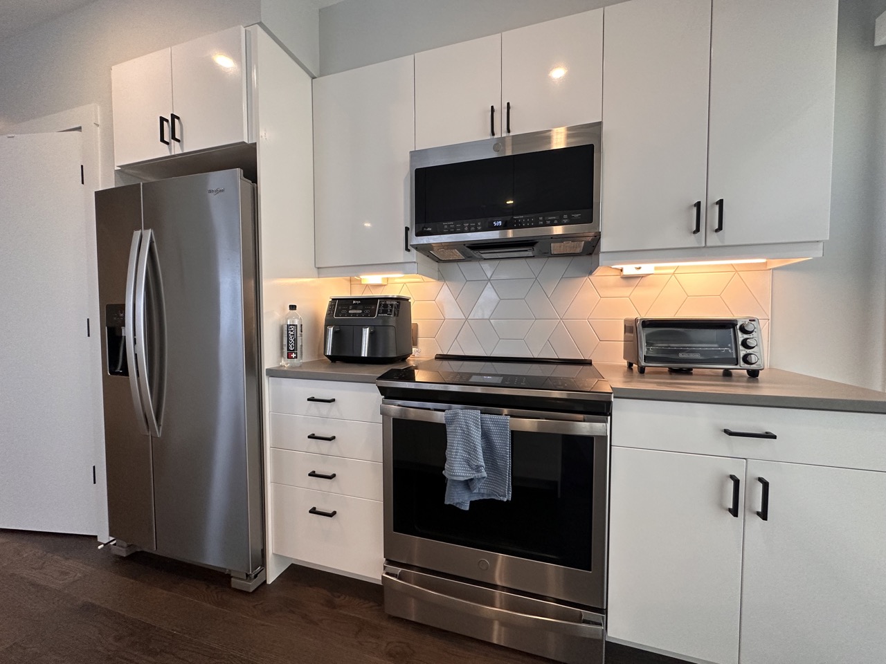 54 Auburn St, Coolidge Corner