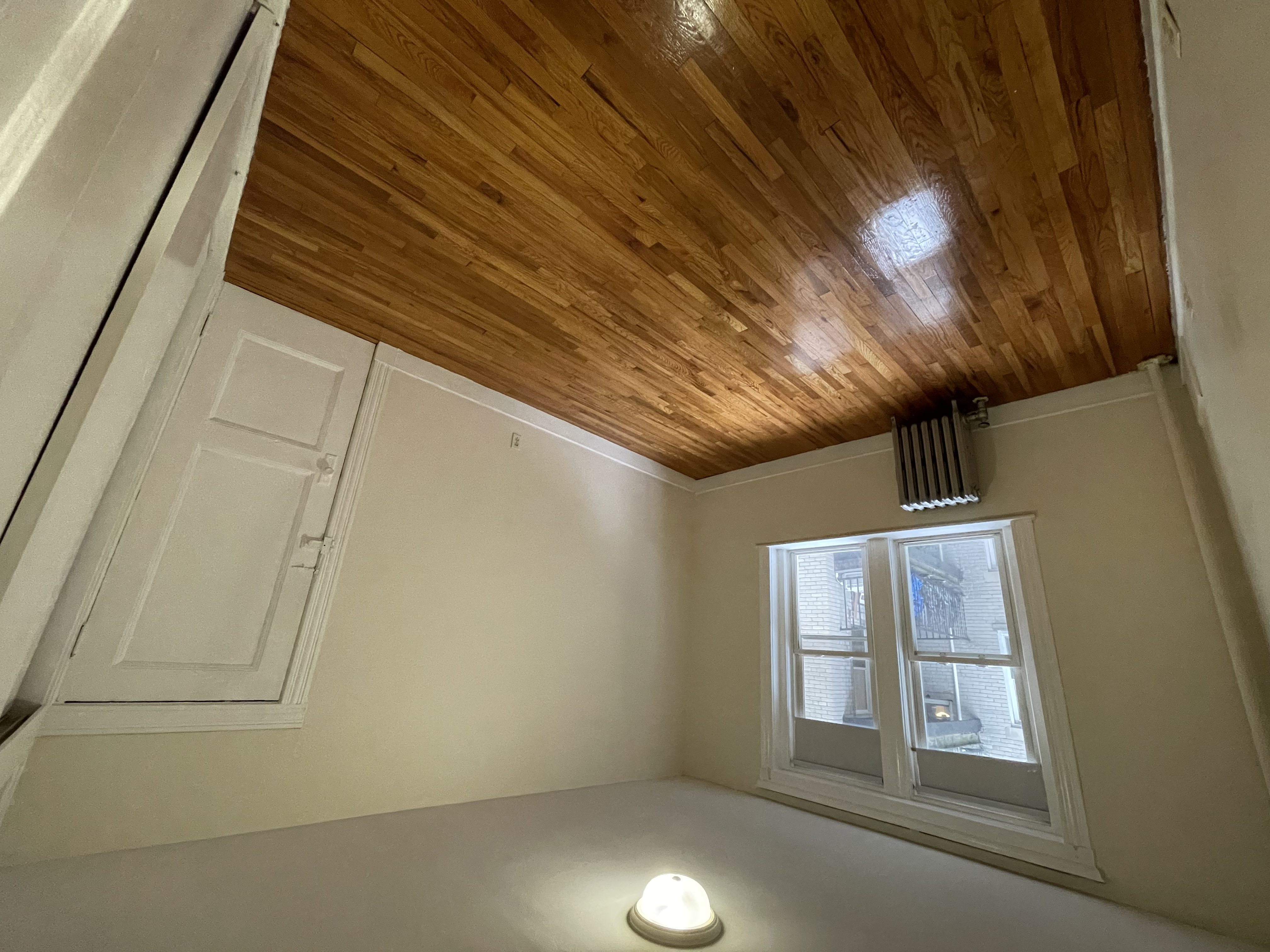 131 Washington St, Brighton