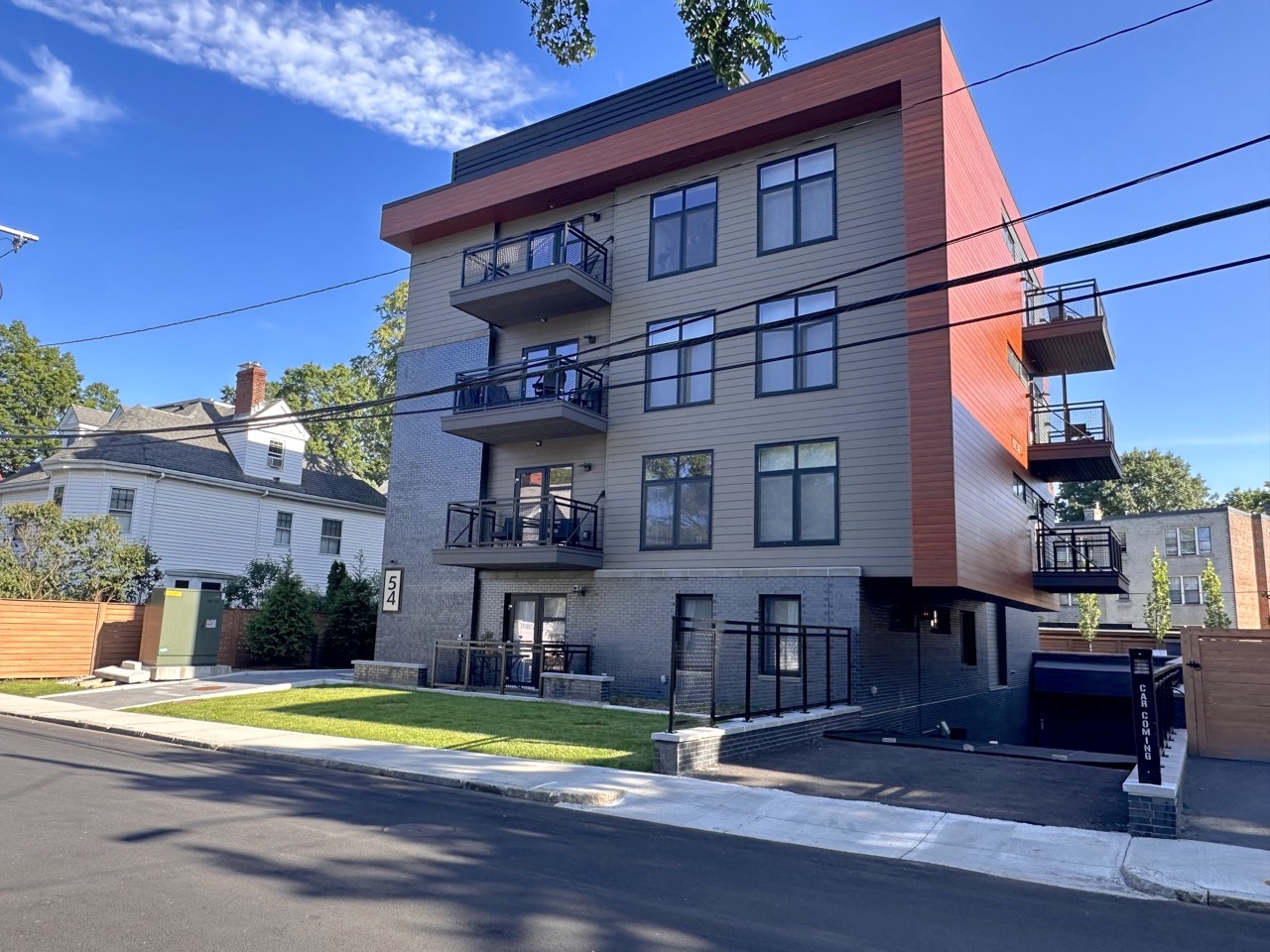 54 Auburn St, Coolidge Corner