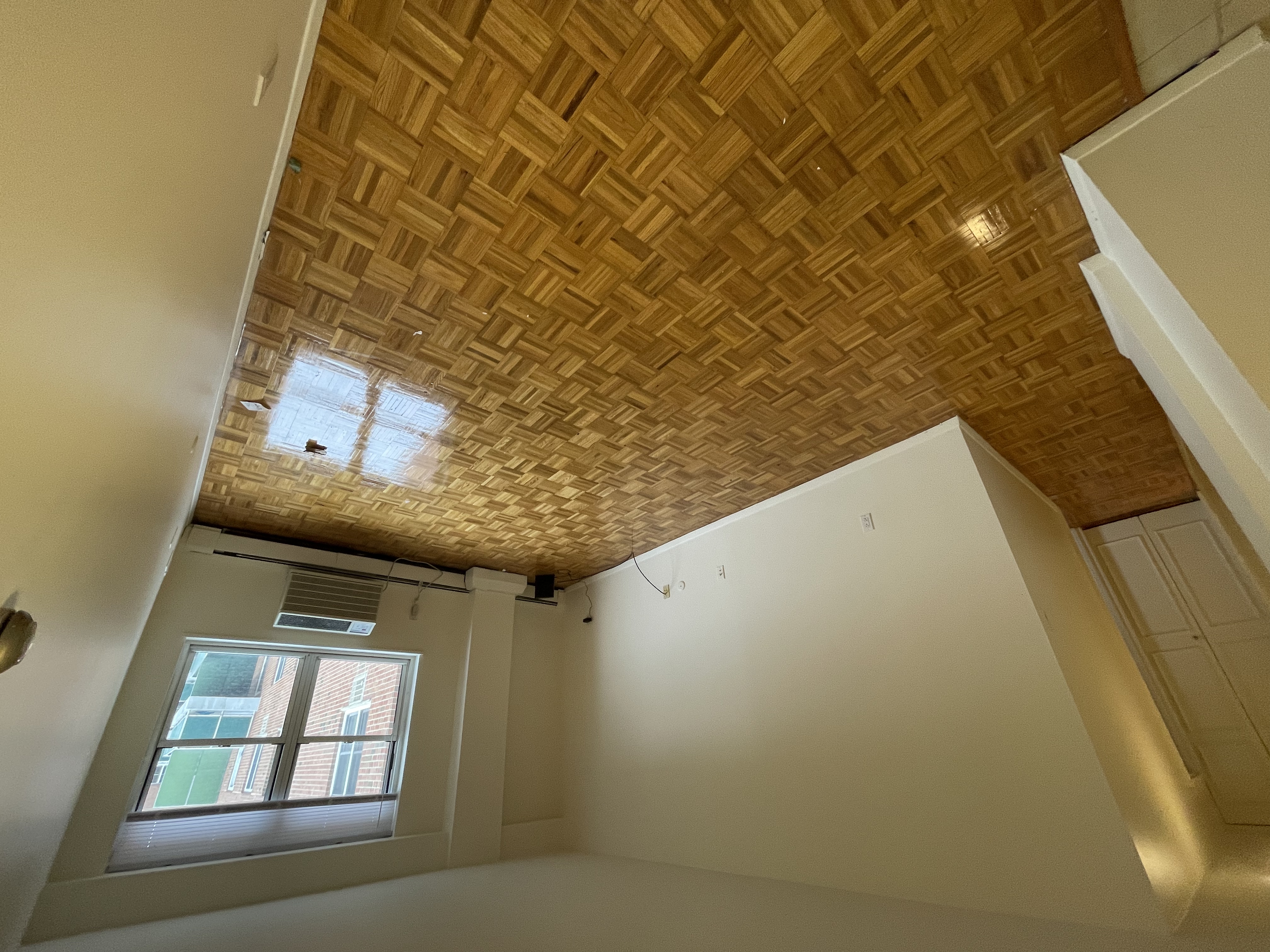 185 Freeman St, Longwood